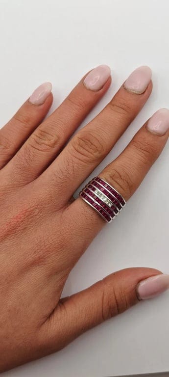 White Gold Ruby ring  - Image 2