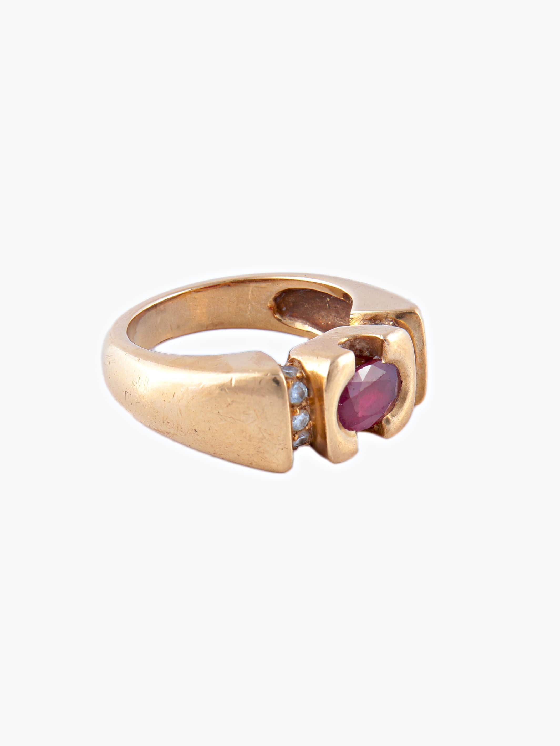 Yellow Gold Ruby Diamond Bangle Ring - Image 4