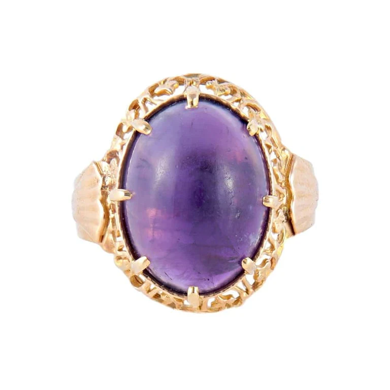 Amethyst cabochon ring