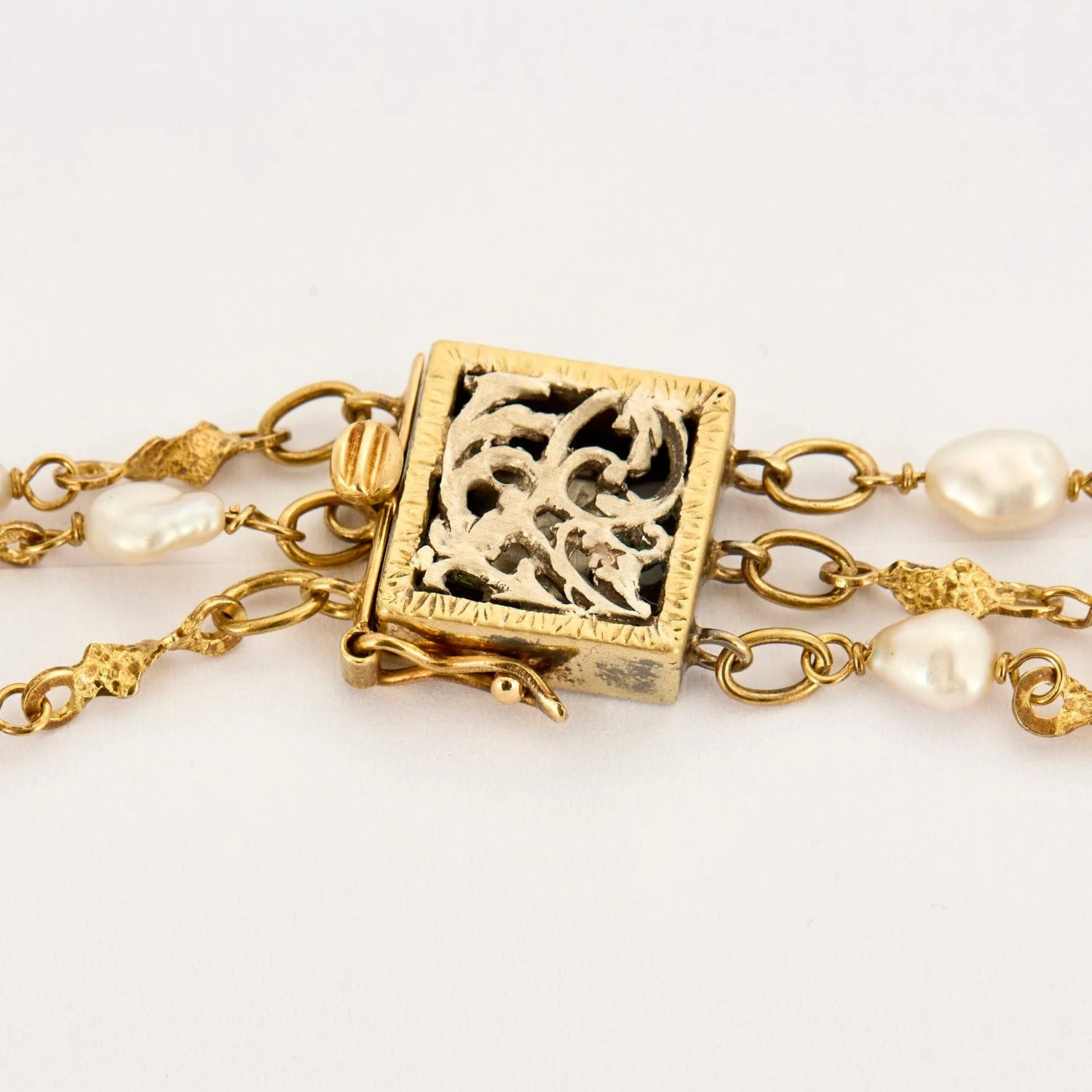 Rococo necklace yellow gold and white gold - Image 4