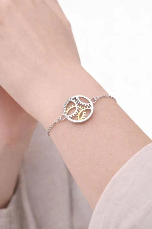 Gold and diamond bracelet - Image 2
