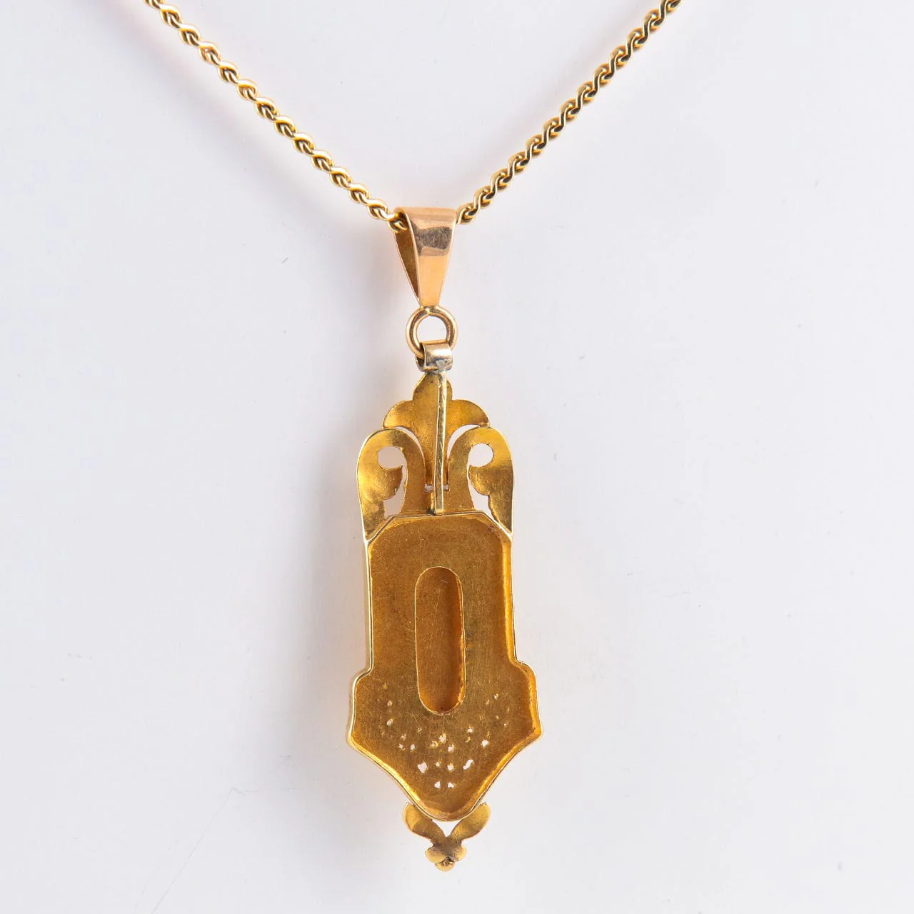 Necklace with yellow gold pendant - Image 7