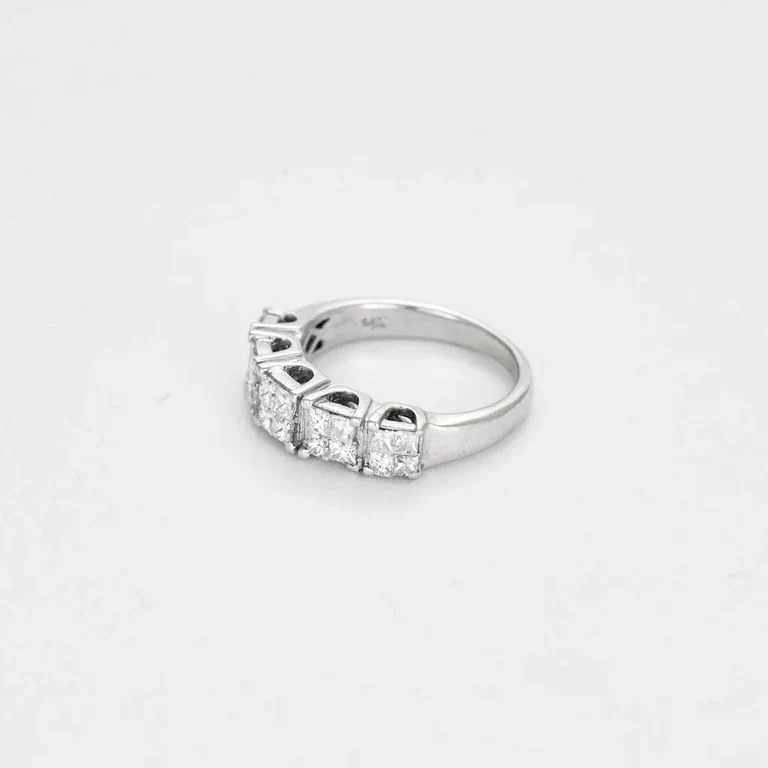 Princess ring in white gold and diamonds - Image 3