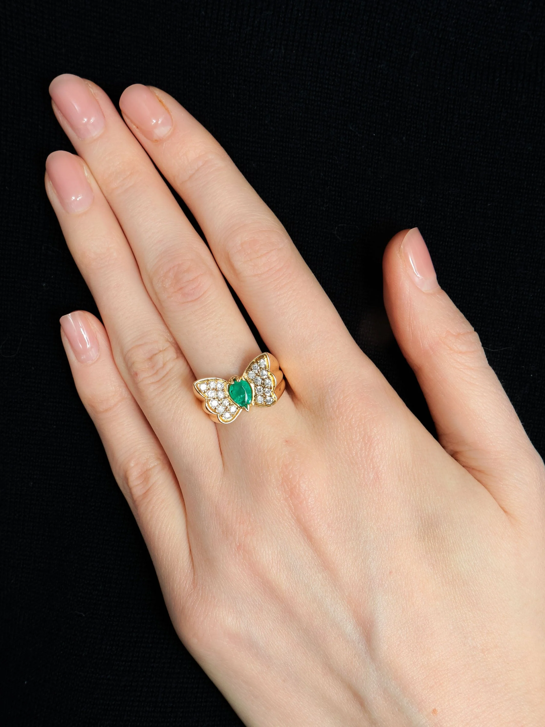 Emerald Butterfly Ring - Image 2