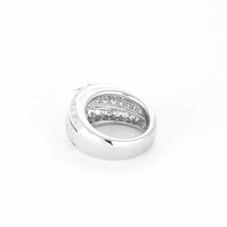 Tout Pour Moi ring in white gold and diamonds - Image 6
