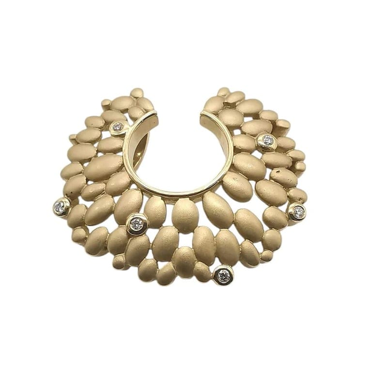 Gold and diamond pendant - Image 7