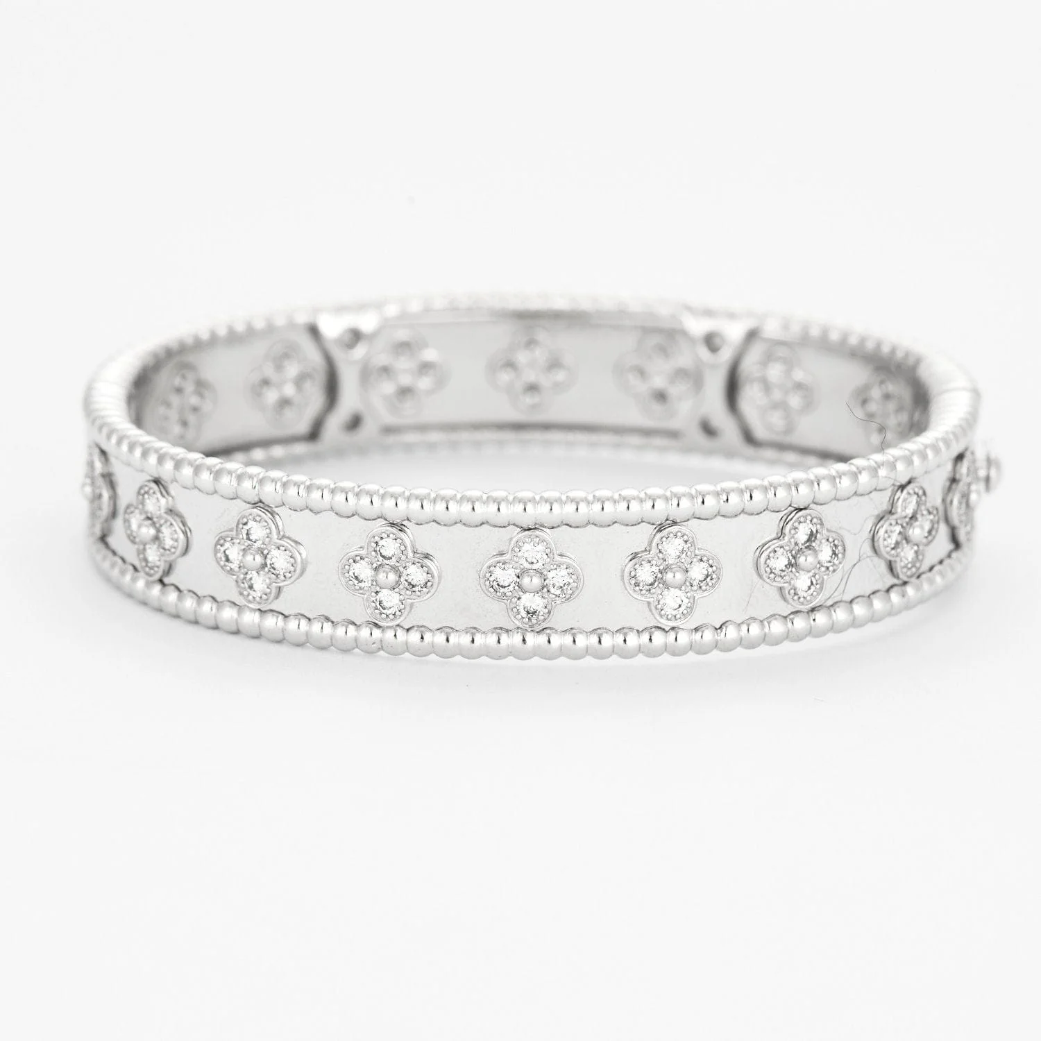 VAN CLEEF & ARPELS – White gold clover pearl bracelet with diamonds - Image 3