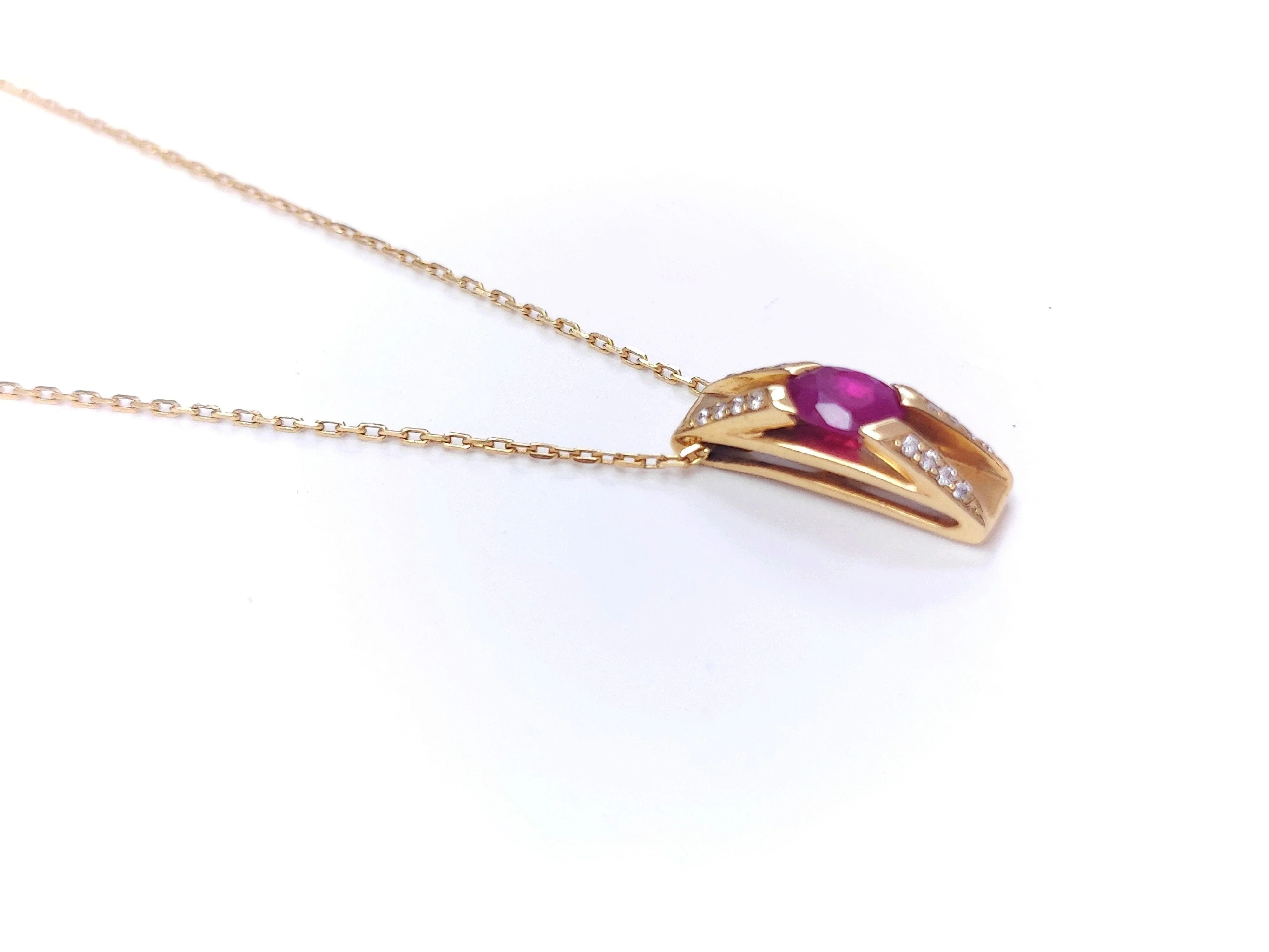 Yellow gold, ruby and diamond pendant - Image 3
