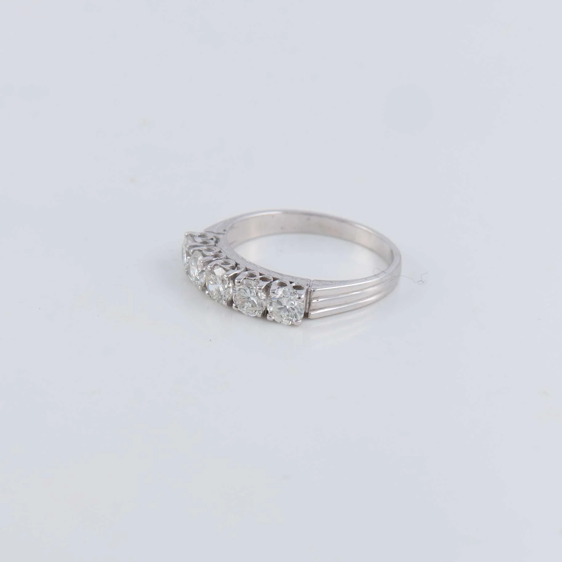 5 Diamond Wedding Ring - Image 2