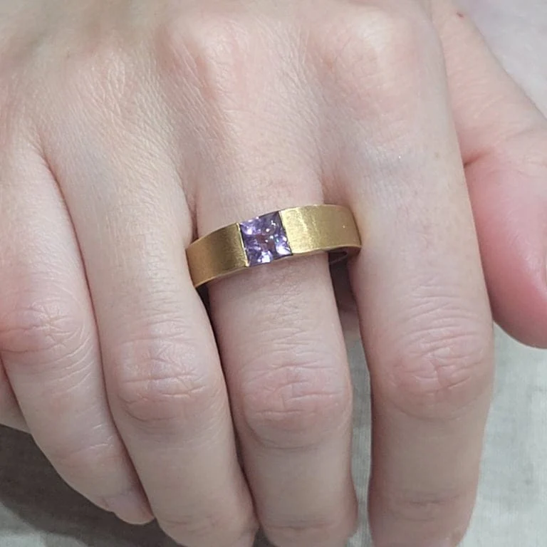 Ring - Amethyst in 18k yellow gold  - Image 2