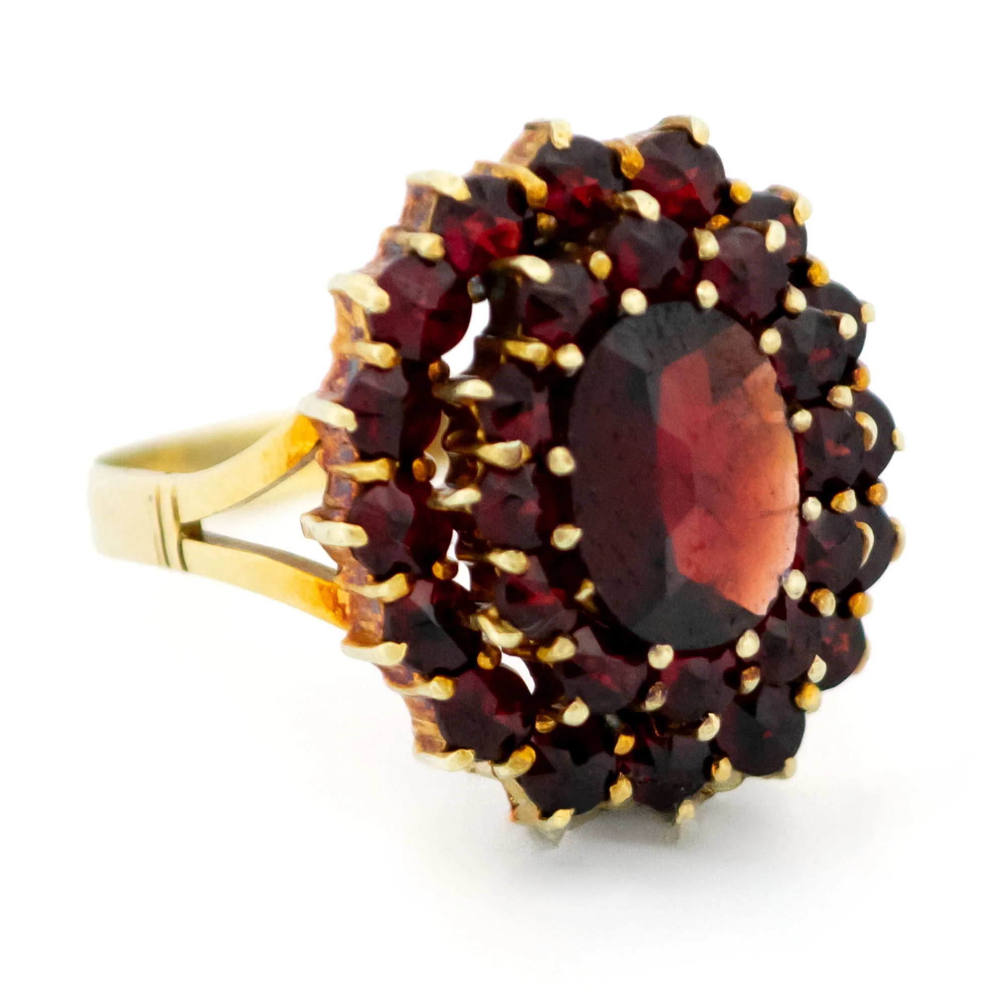 14k yellow gold garnet cluster ring  - Image 3
