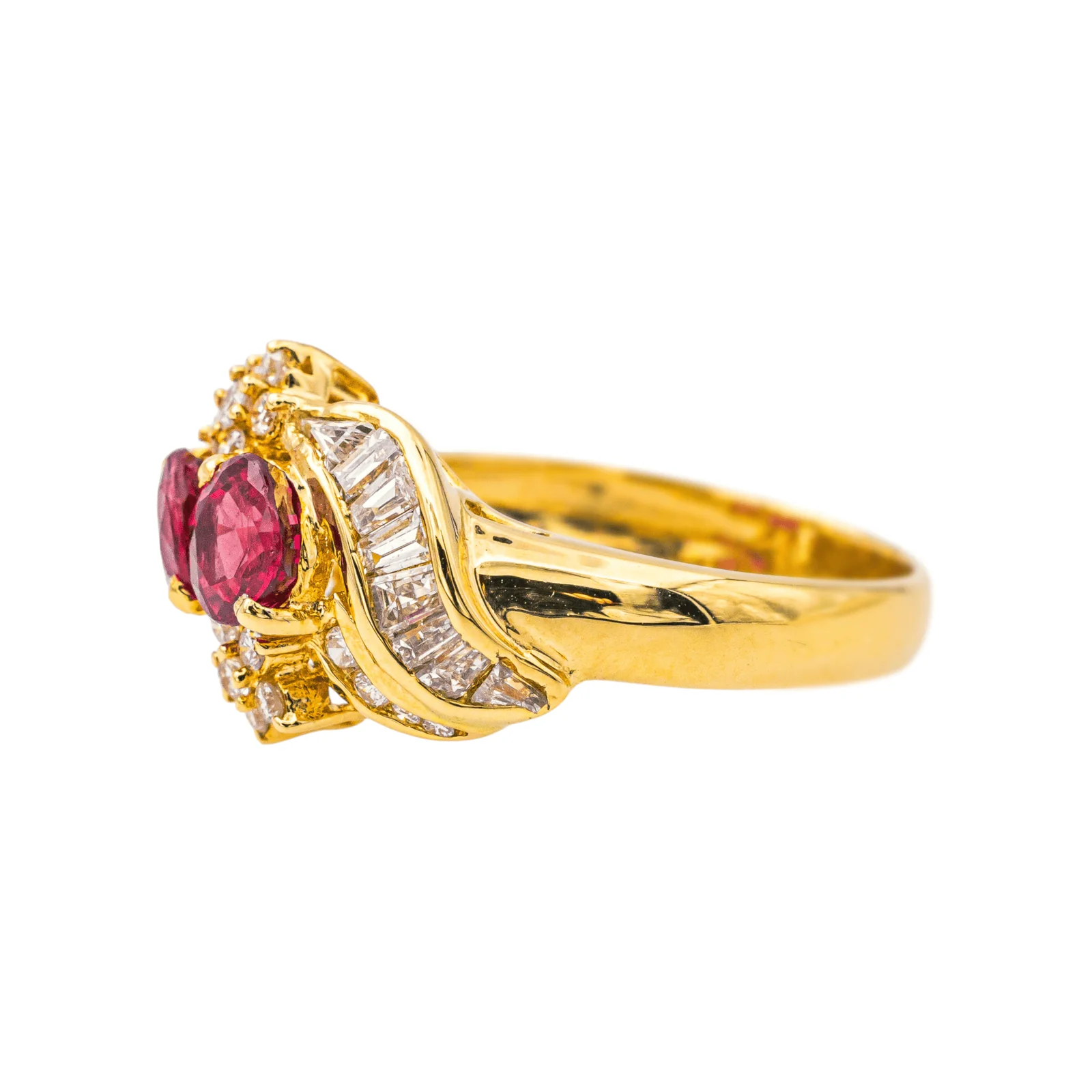 Cocktail Ring Yellow Gold Ruby, Diamond  - Image 4