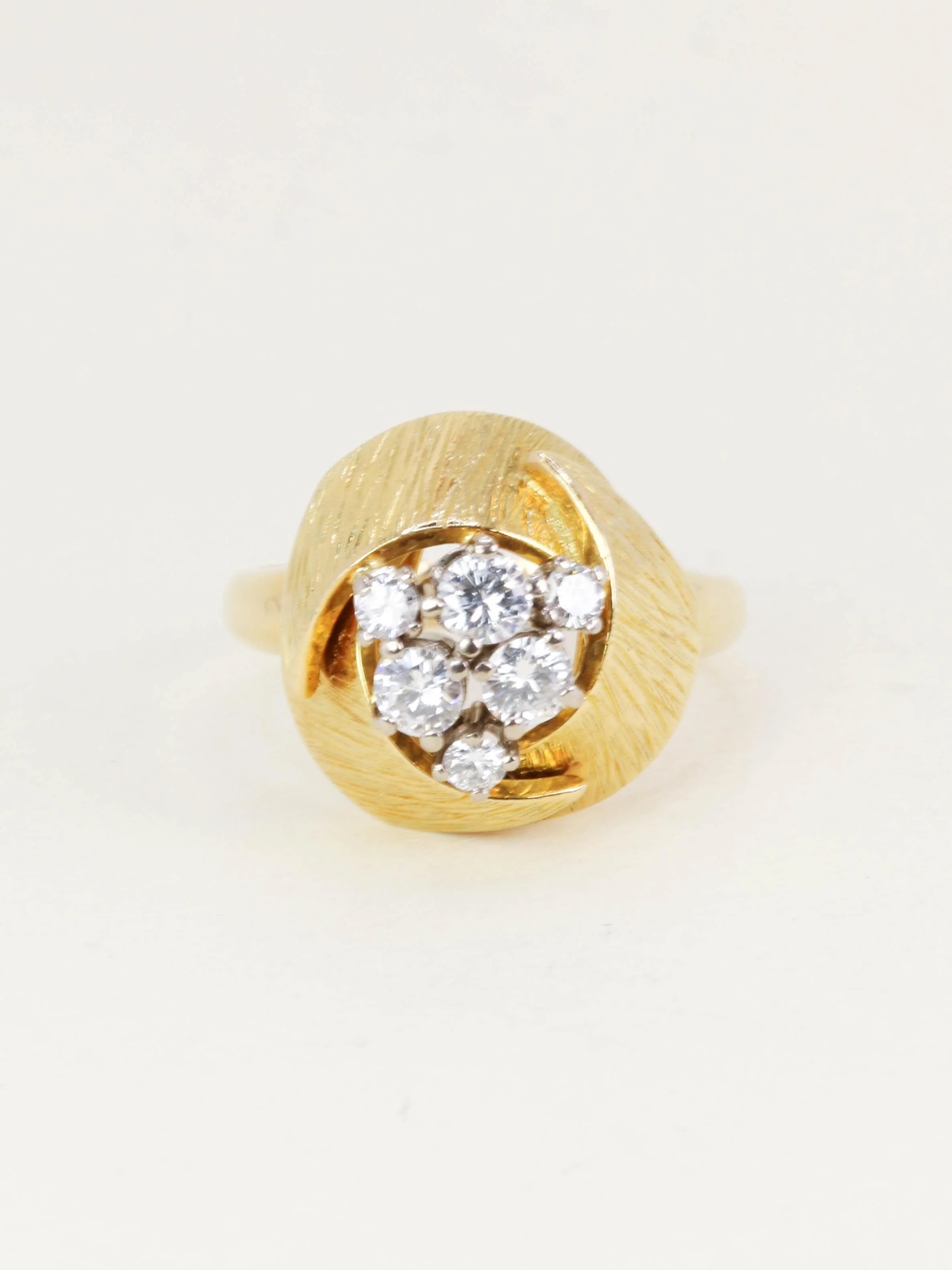Yellow gold dome ring with diamonds  - Image 3