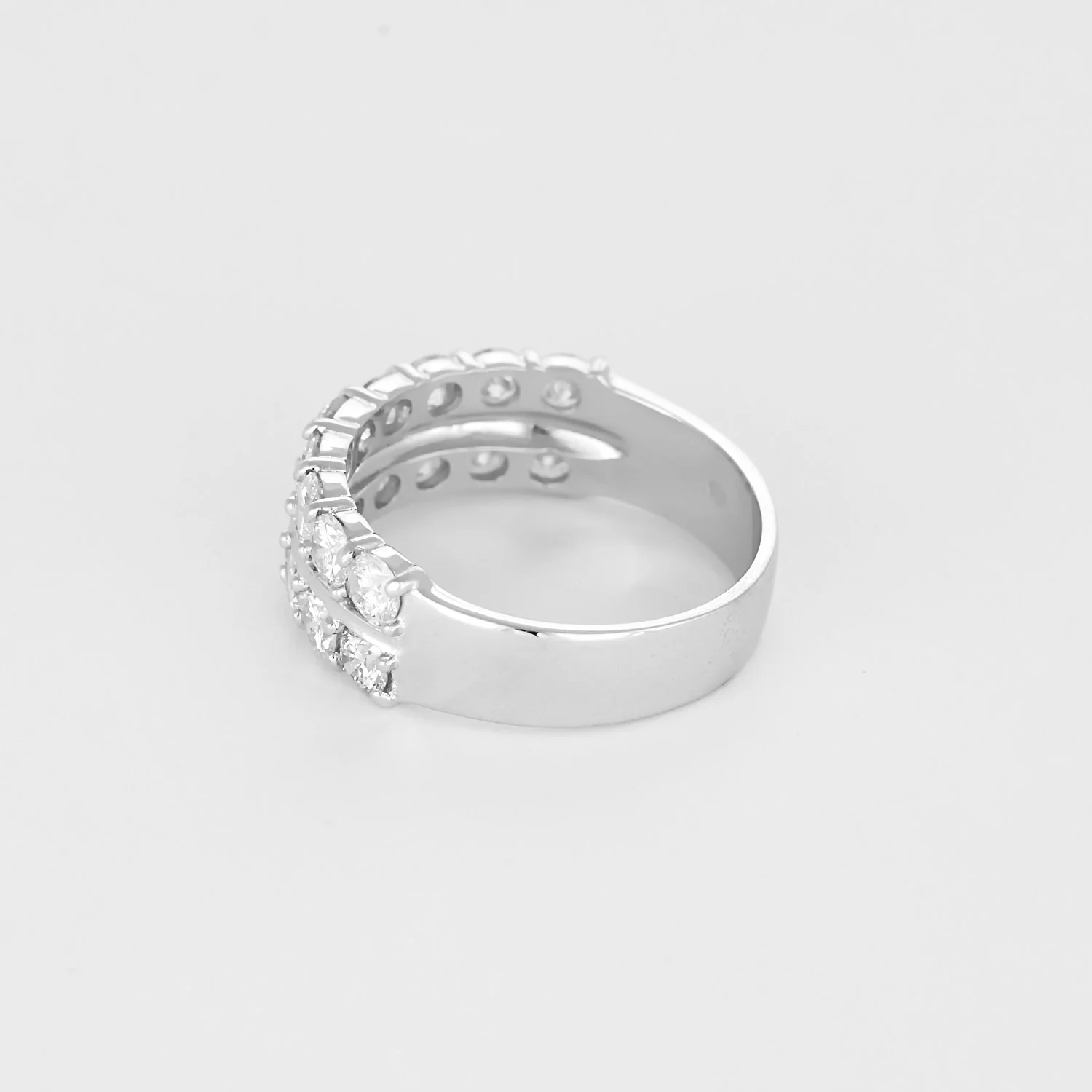Double band ring in white gold and diamonds  - Image 4