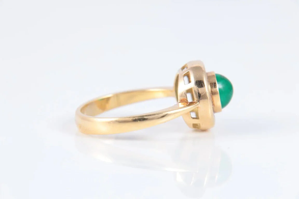 Emerald Cabochon Ring - Image 7