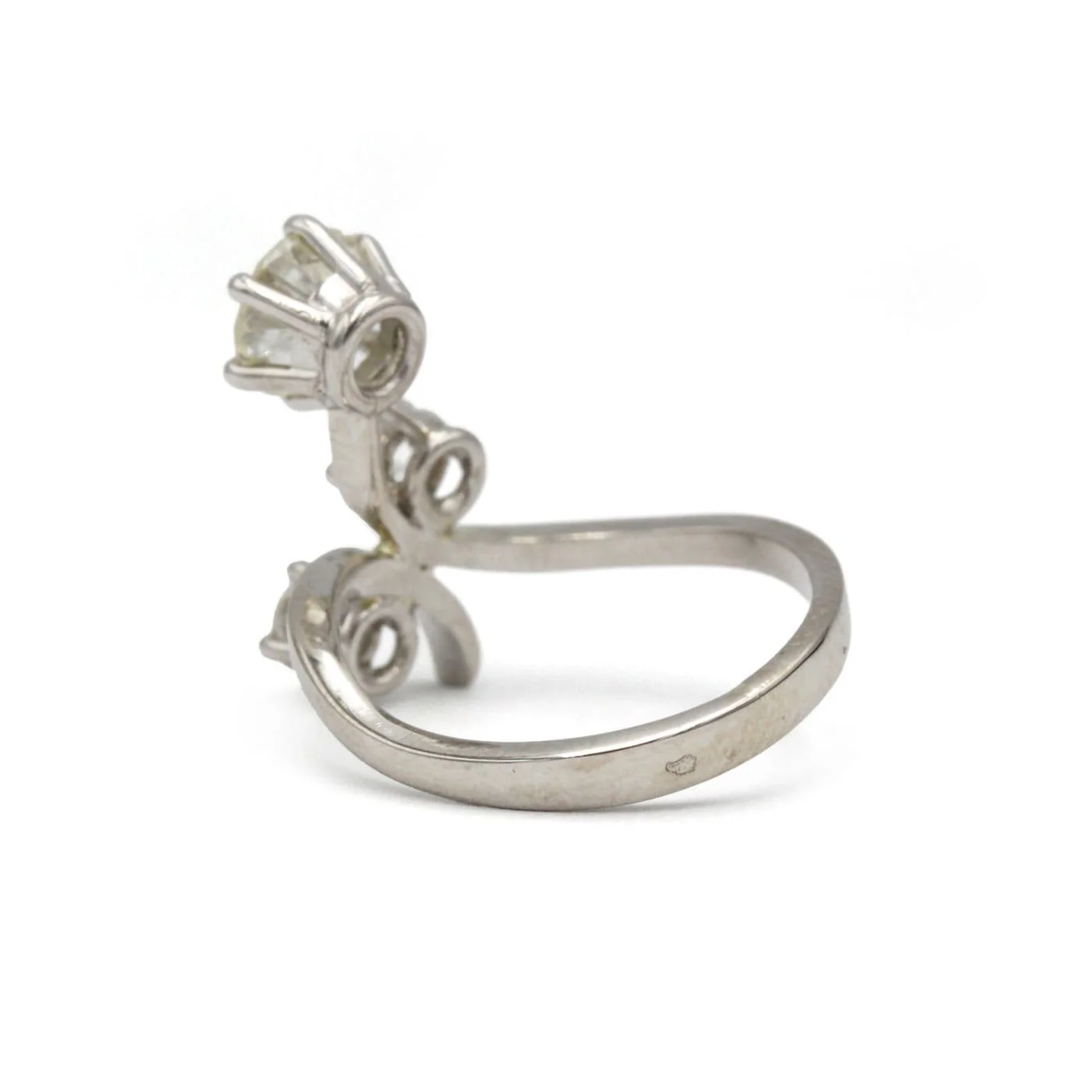 750 gold and diamond ring  - Image 5