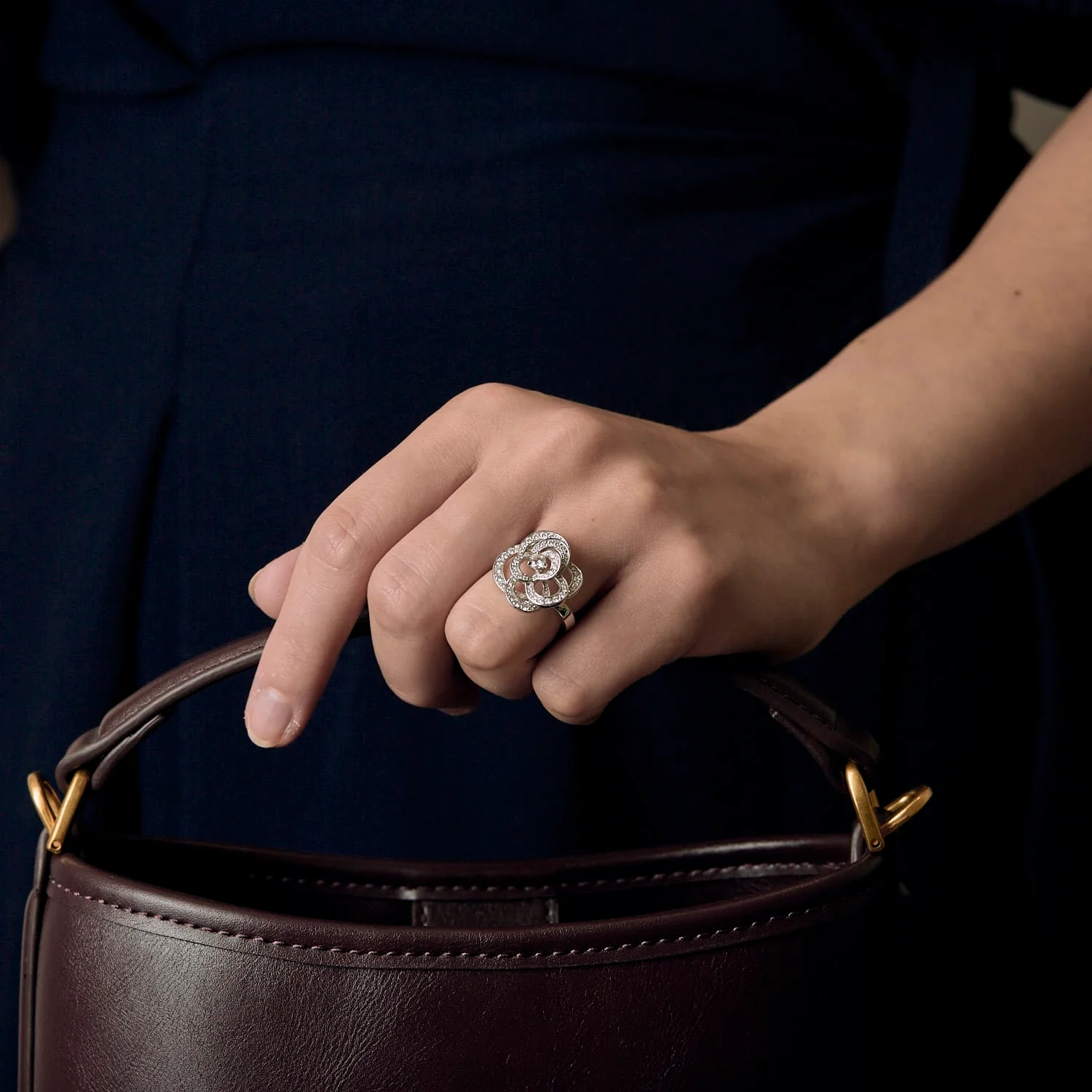 18k White Gold Diamond Ring  - Image 2