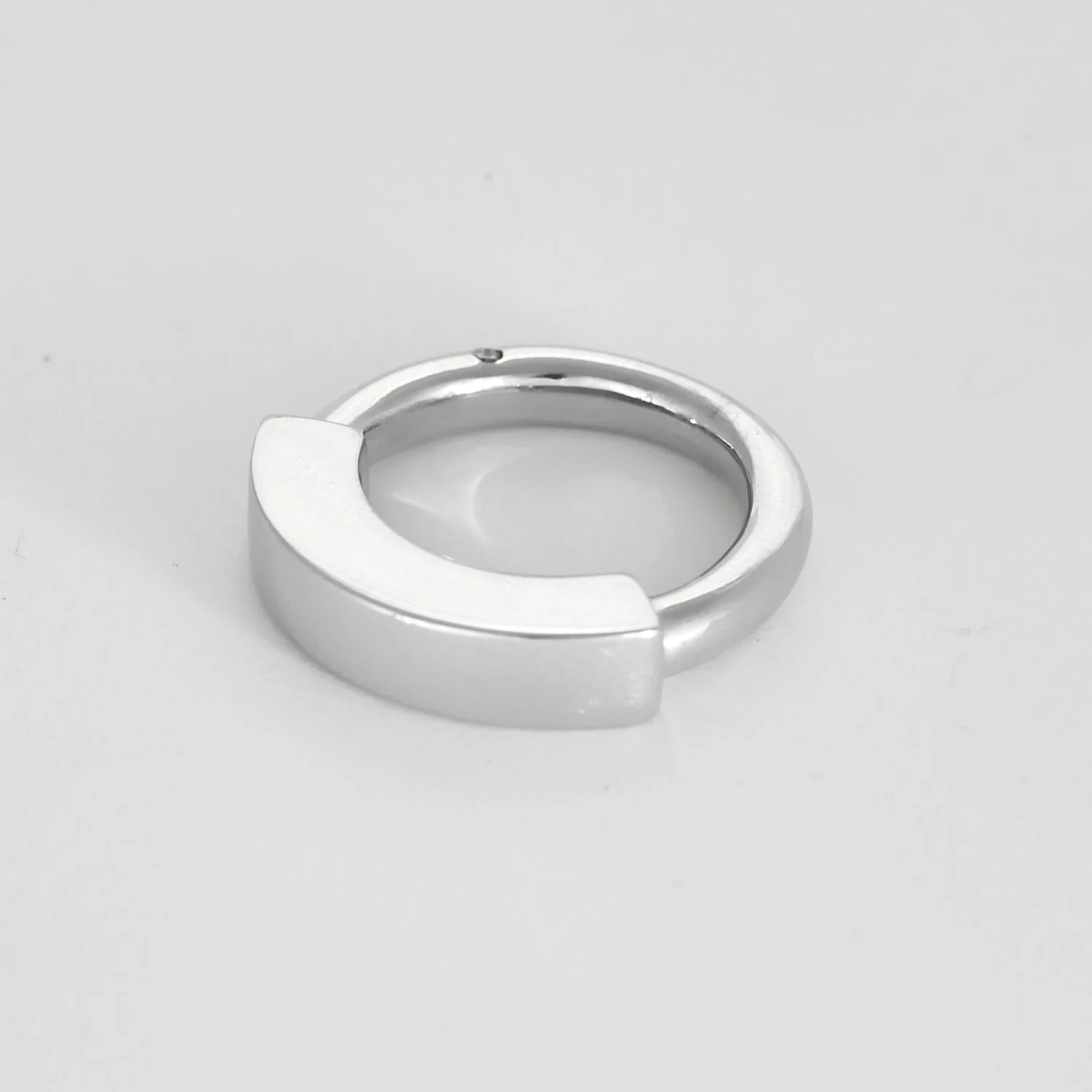 White gold bridge ring  - Image 3