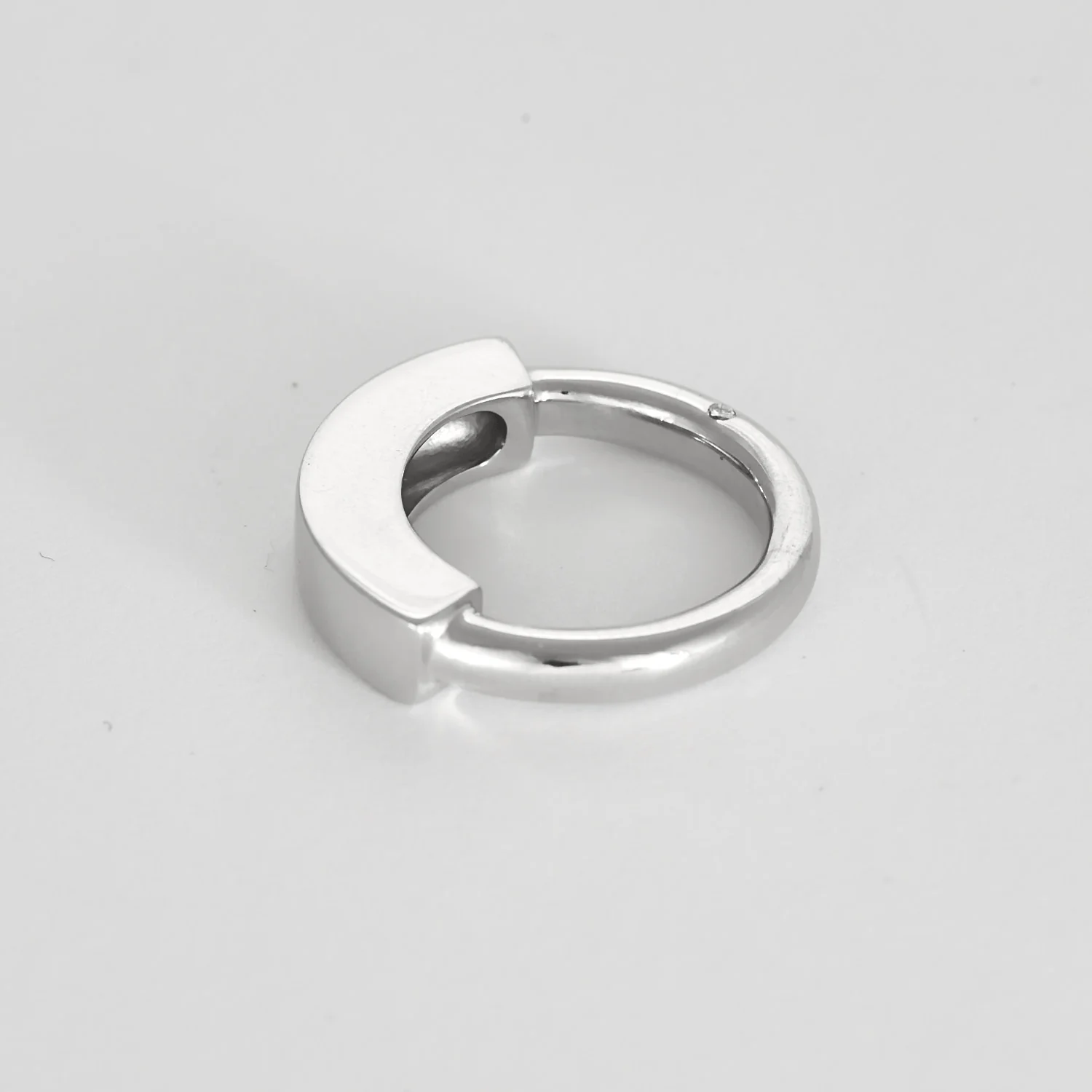 White gold bridge ring  - Image 4