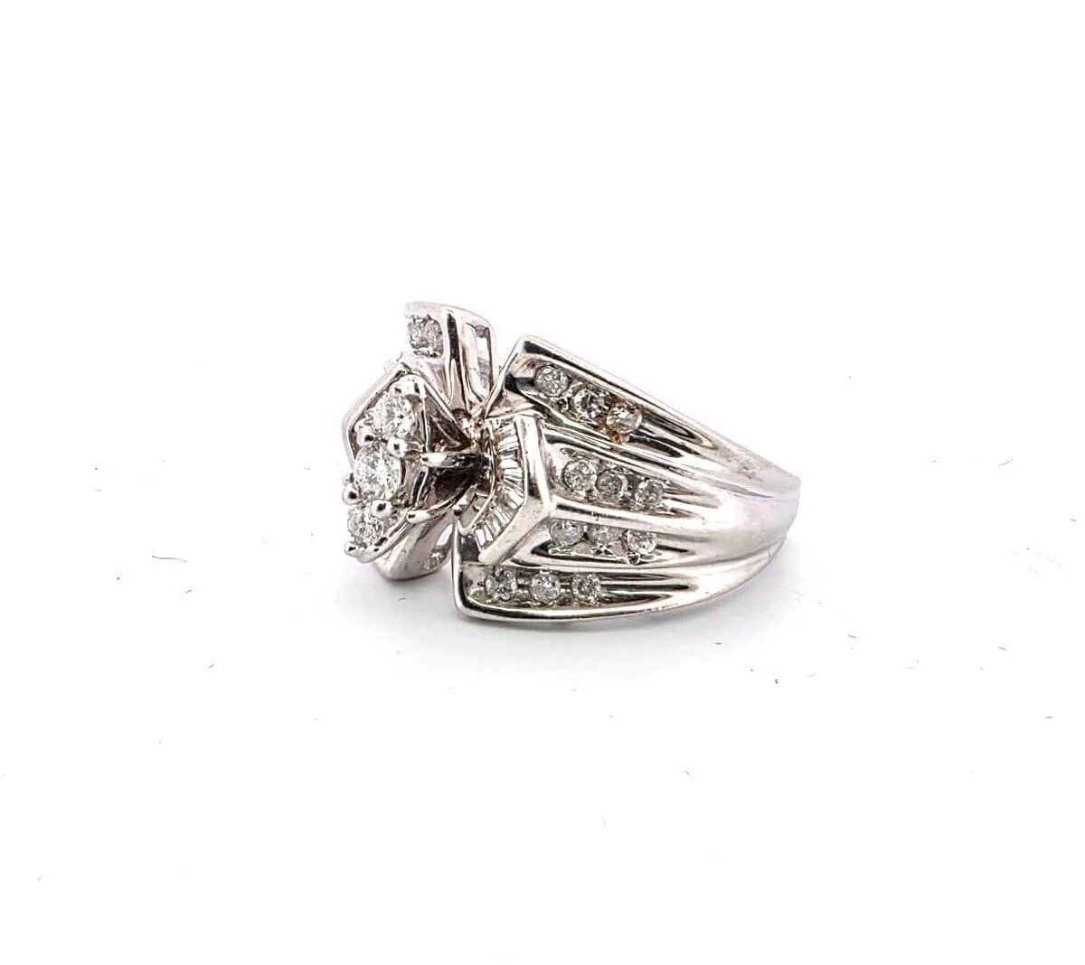 White gold ring with diamonds  - Image 3