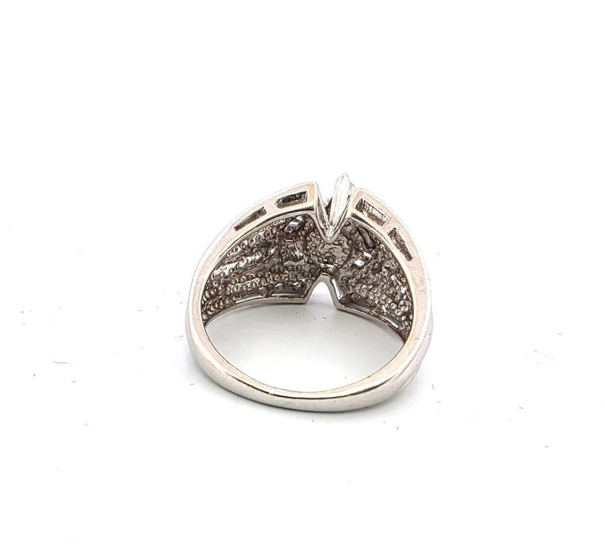 White gold ring with diamonds  - Image 5