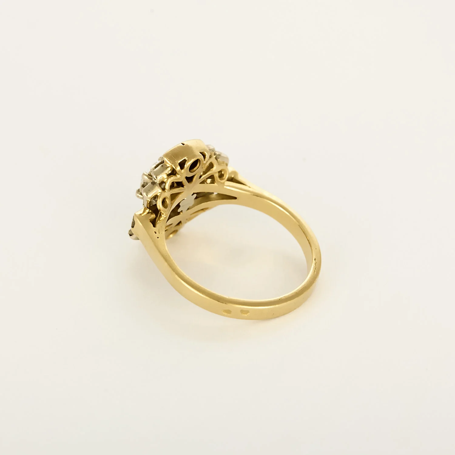 18k Yellow Gold Diamond Ring  - Image 5