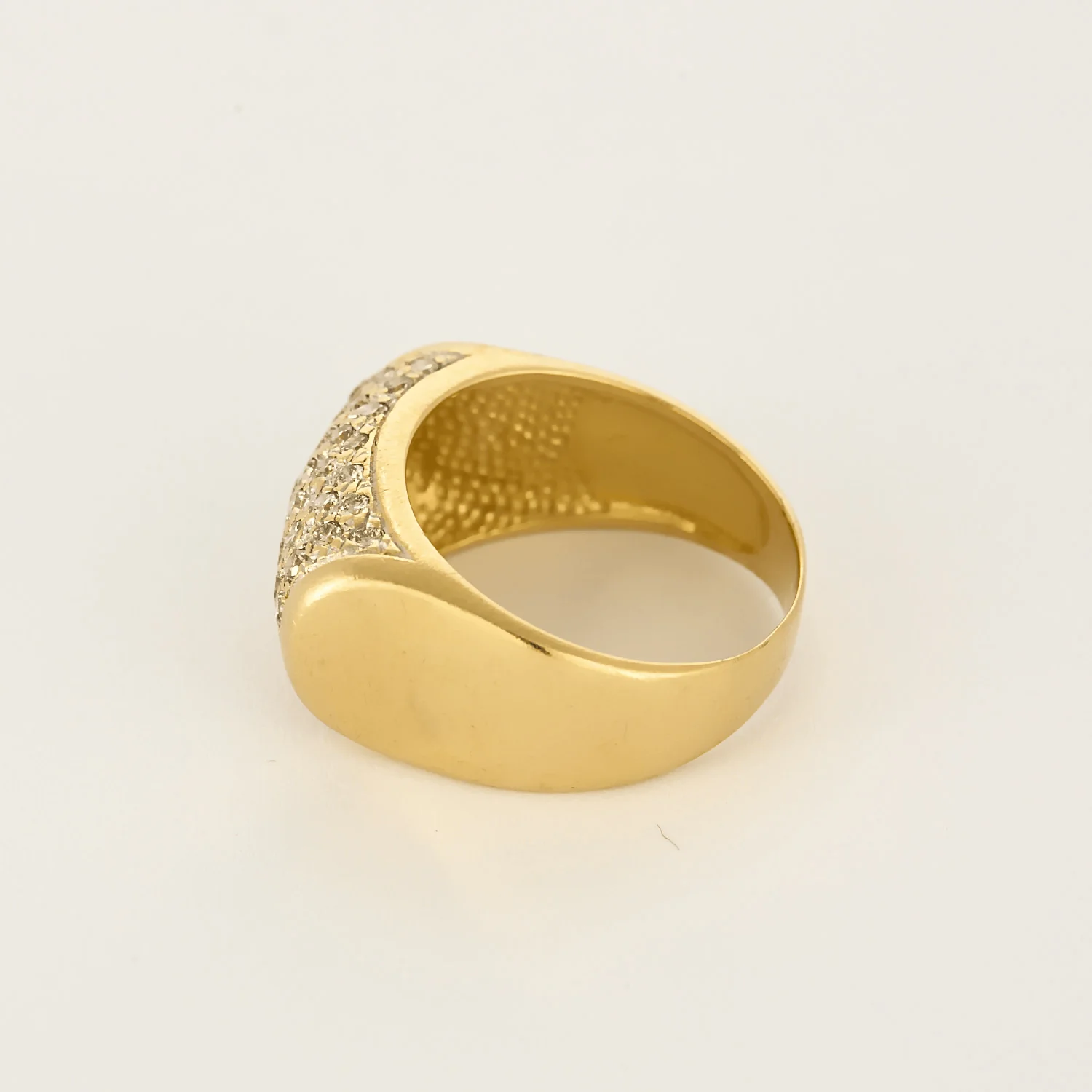 Ring of type Signet ring in yellow gold and diamonds  - Image 4
