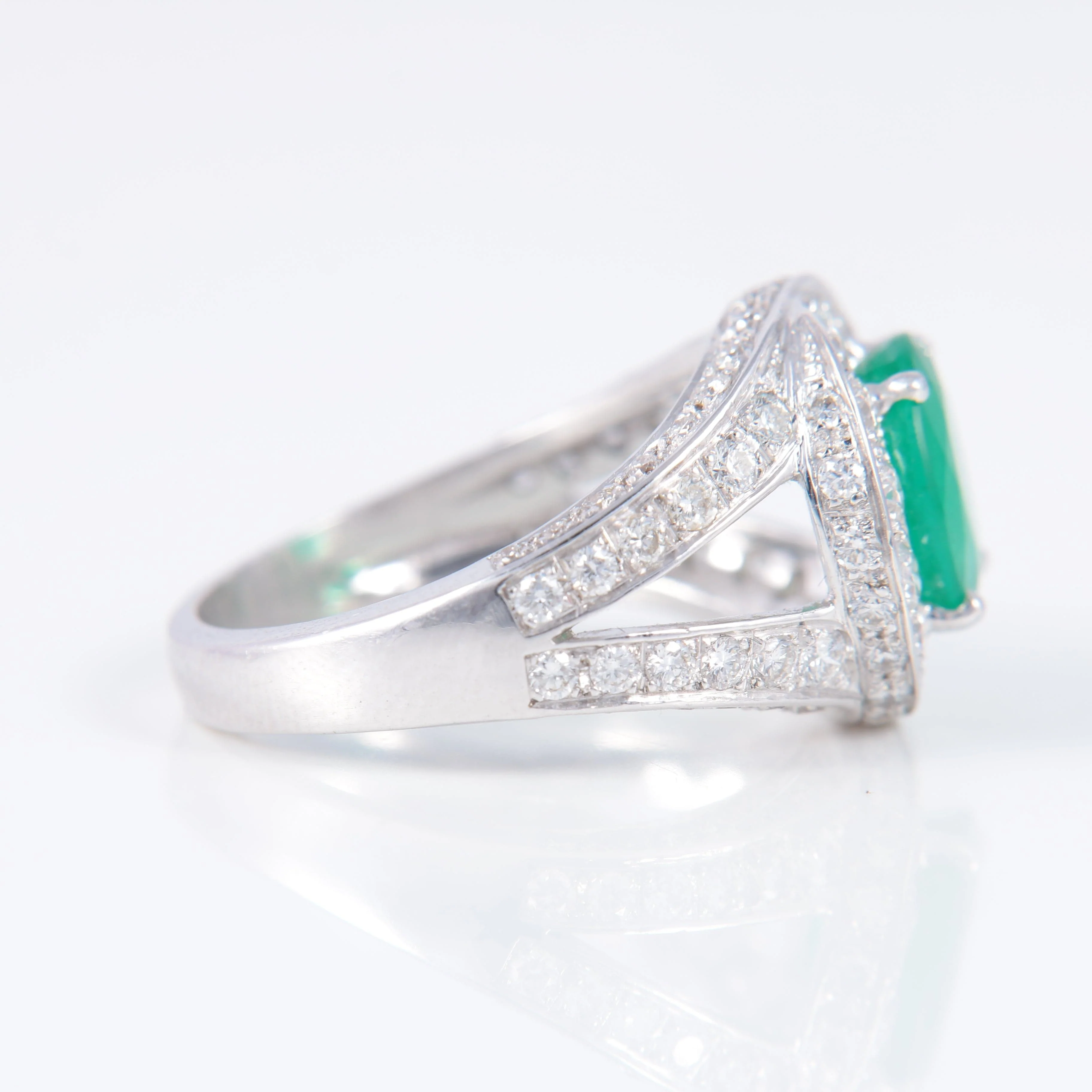 Emerald Diamond Bangle Ring - Image 5