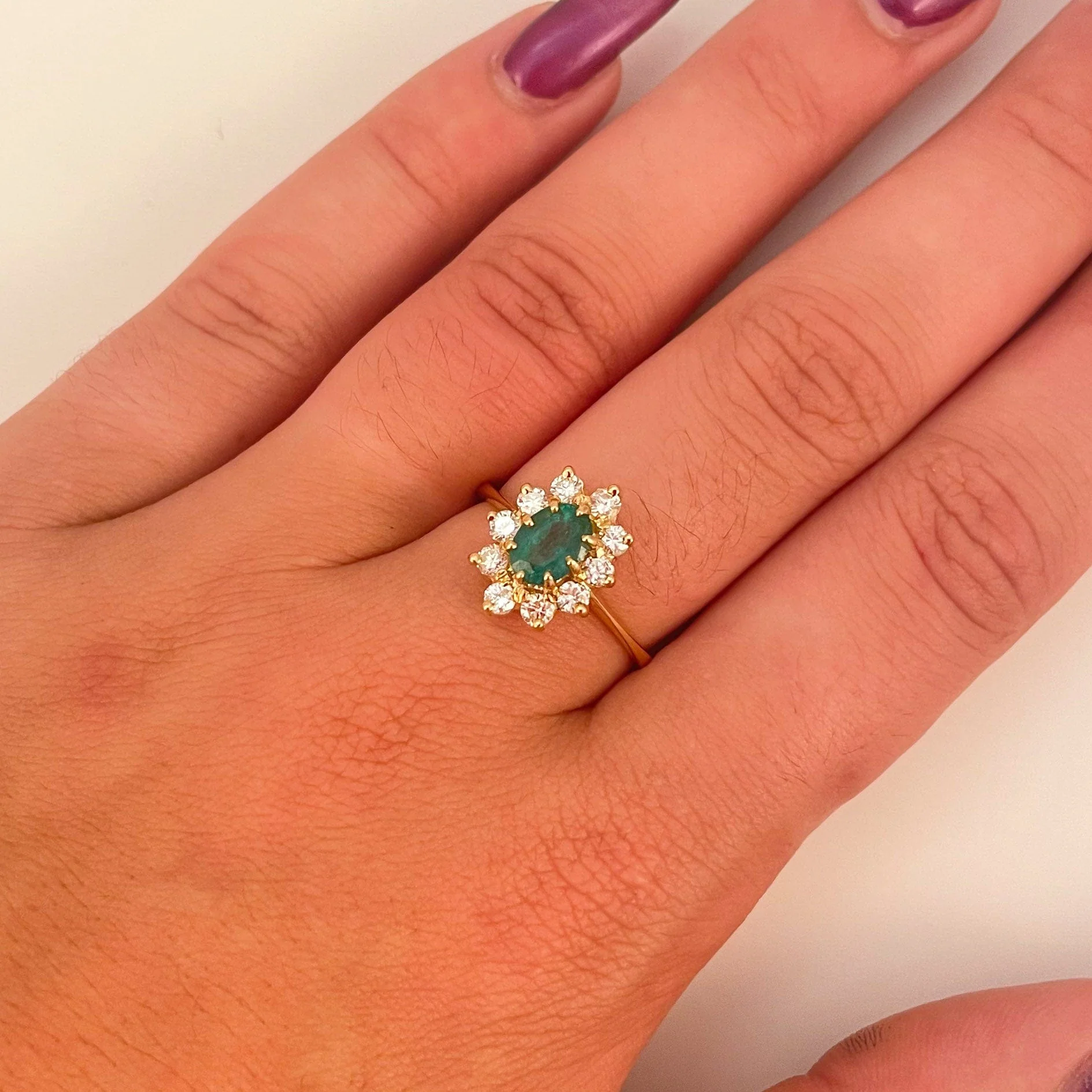 Ring Daisy Emerald Diamonds - Image 2