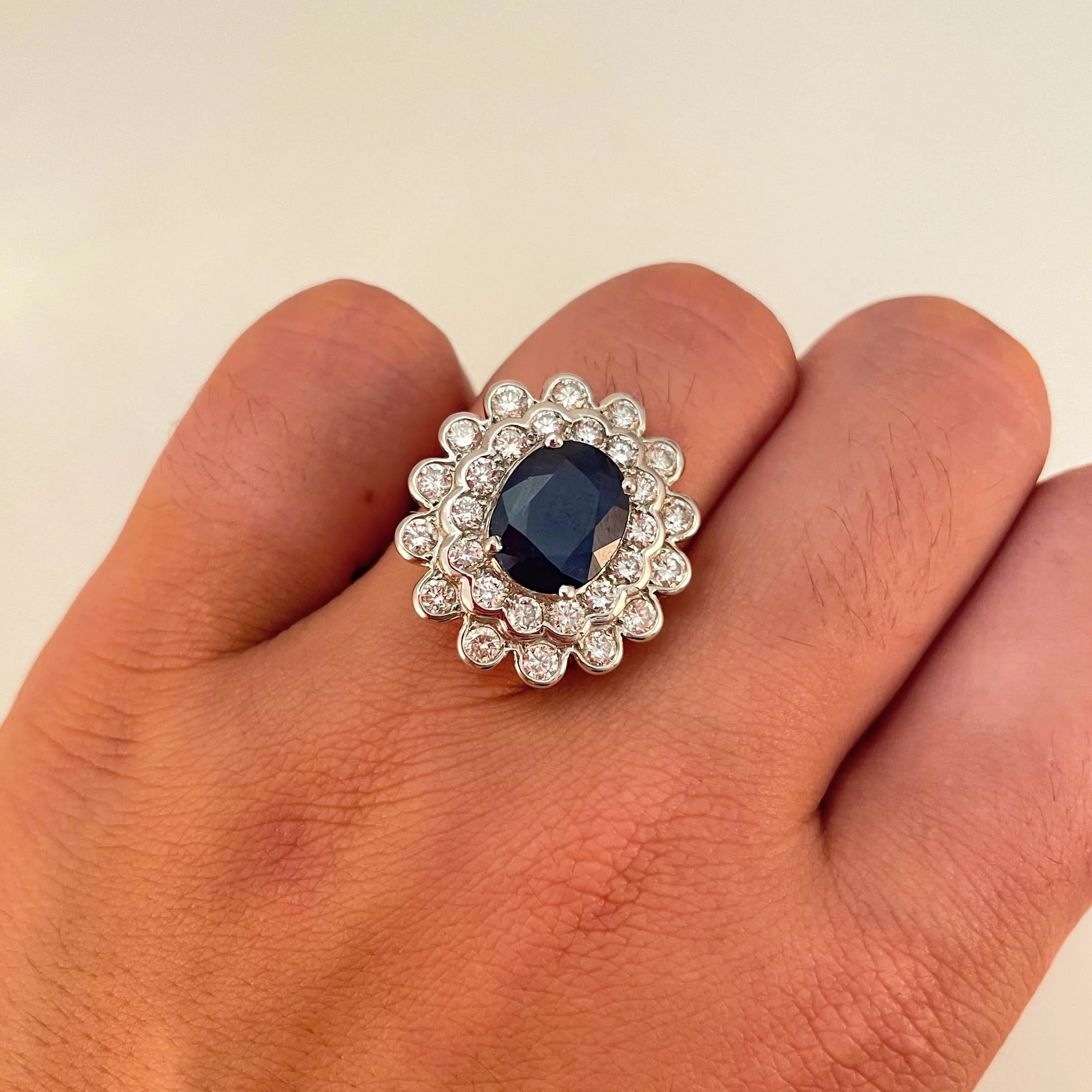 Ring Daisy Sapphire Diamonds - Image 3