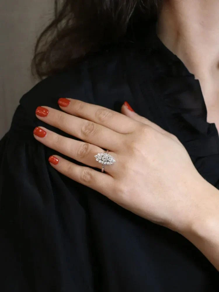 White gold marquise ring with diamonds - Image 8