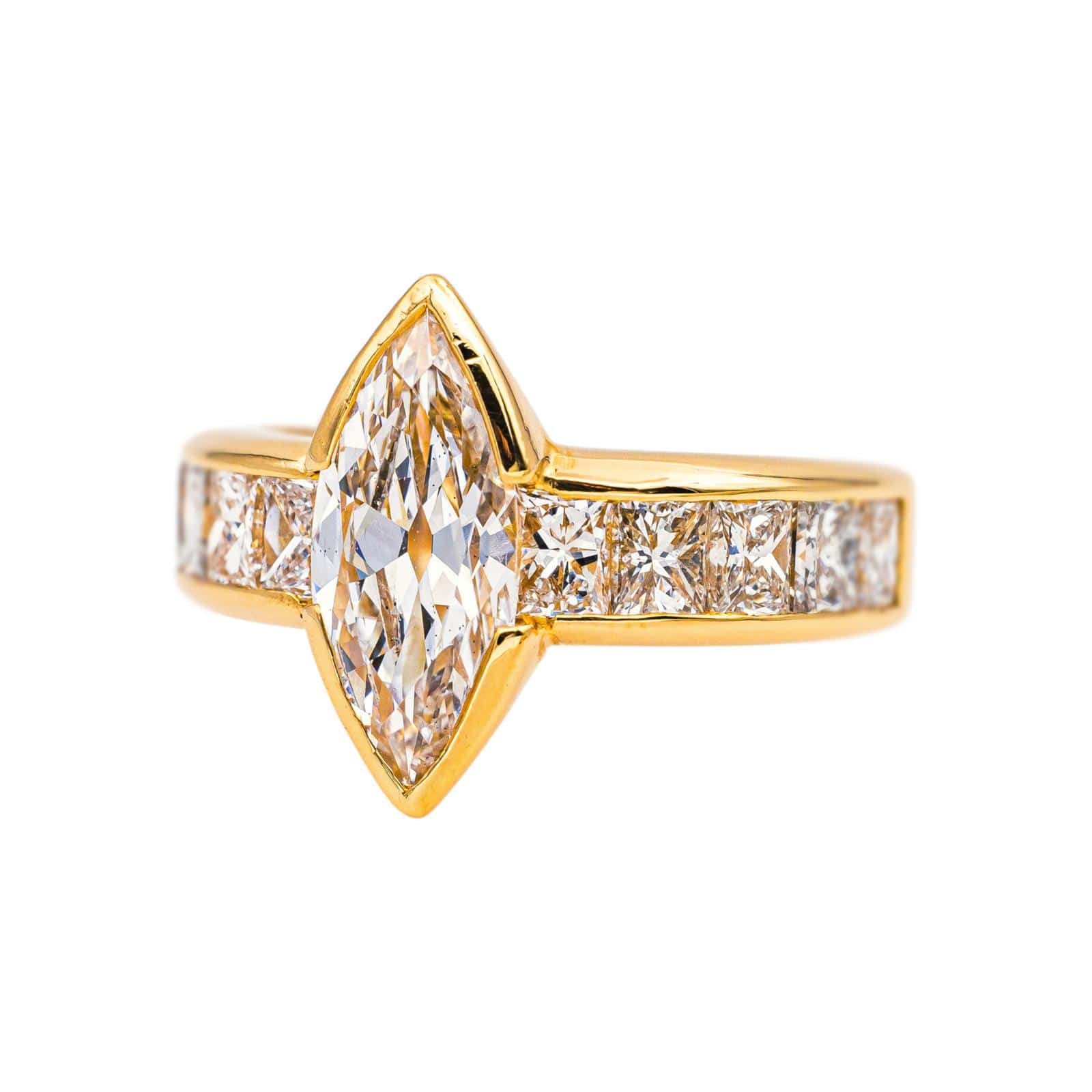 Marquise Ring Yellow Gold Diamond  - Image 4