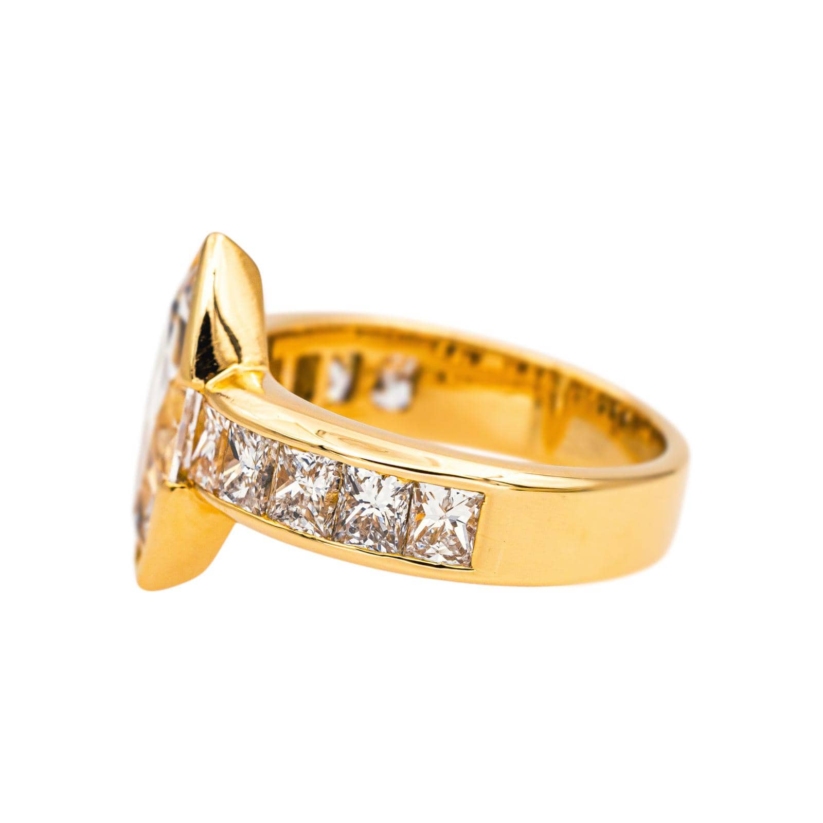 Marquise Ring Yellow Gold Diamond  - Image 5