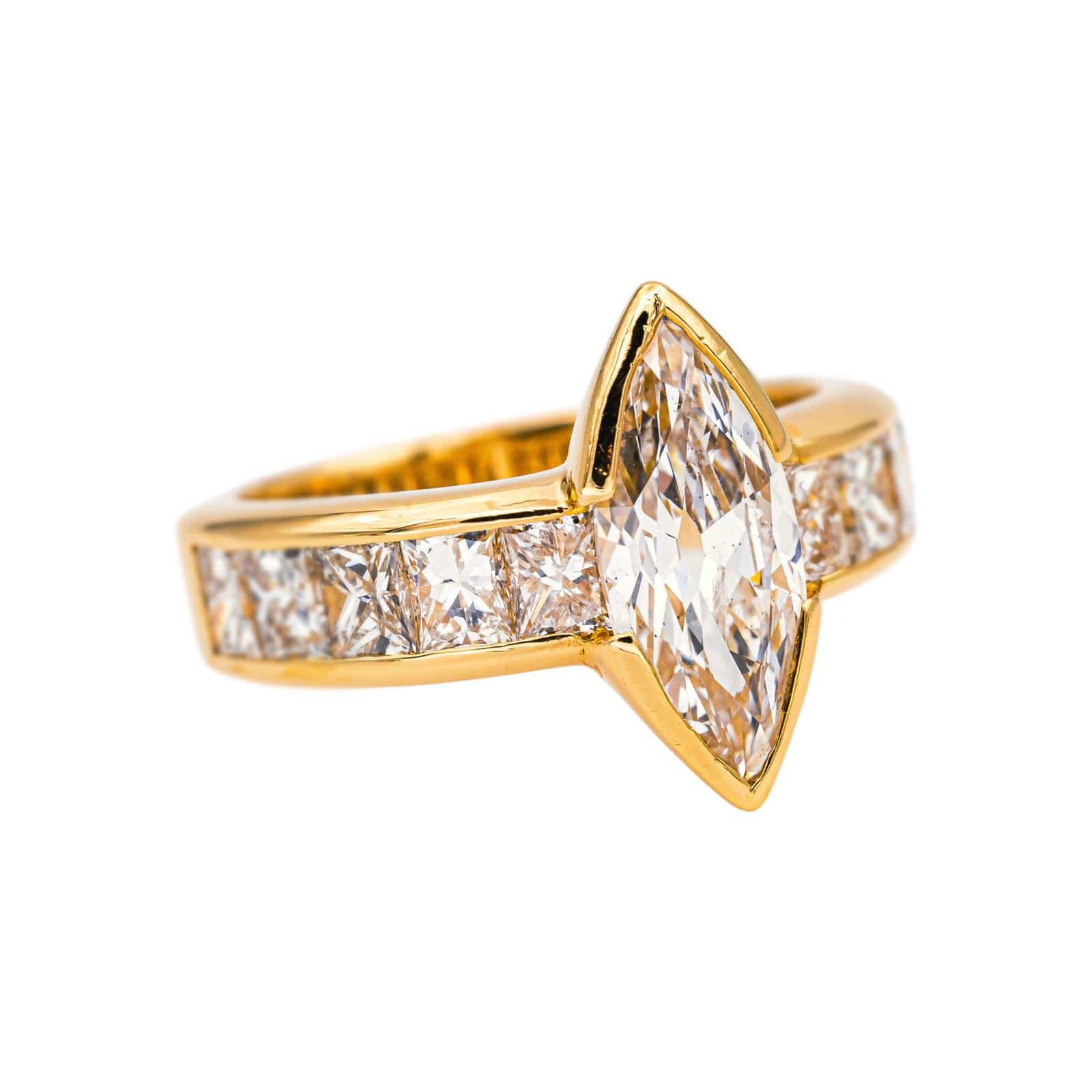 Marquise Ring Yellow Gold Diamond  - Image 7