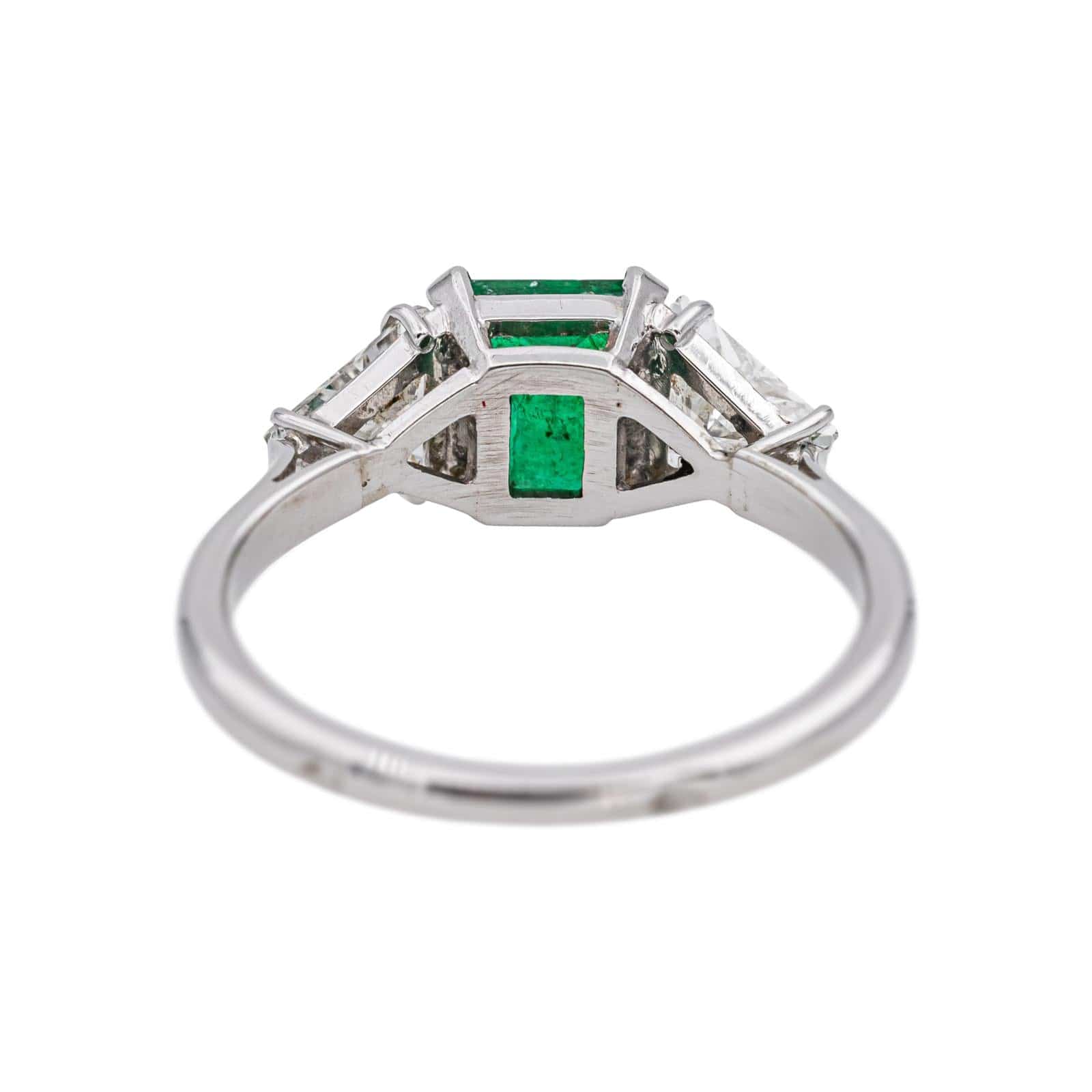 White gold ring Emerald, Diamond  - Image 5