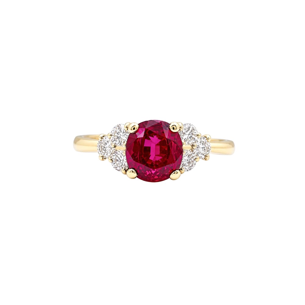 Yellow gold ring, ruby and diamonds. 