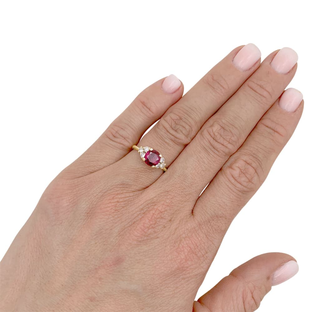 Yellow gold ring, ruby and diamonds.  - Image 6