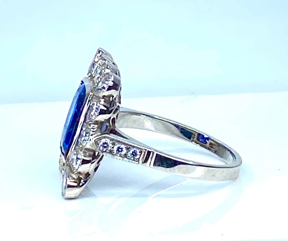 Exceptional Ceylon Sapphire Ring - Image 5
