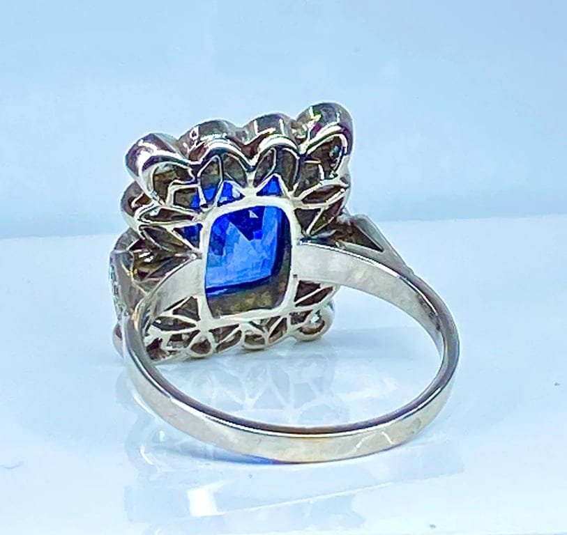 Exceptional Ceylon Sapphire Ring - Image 7