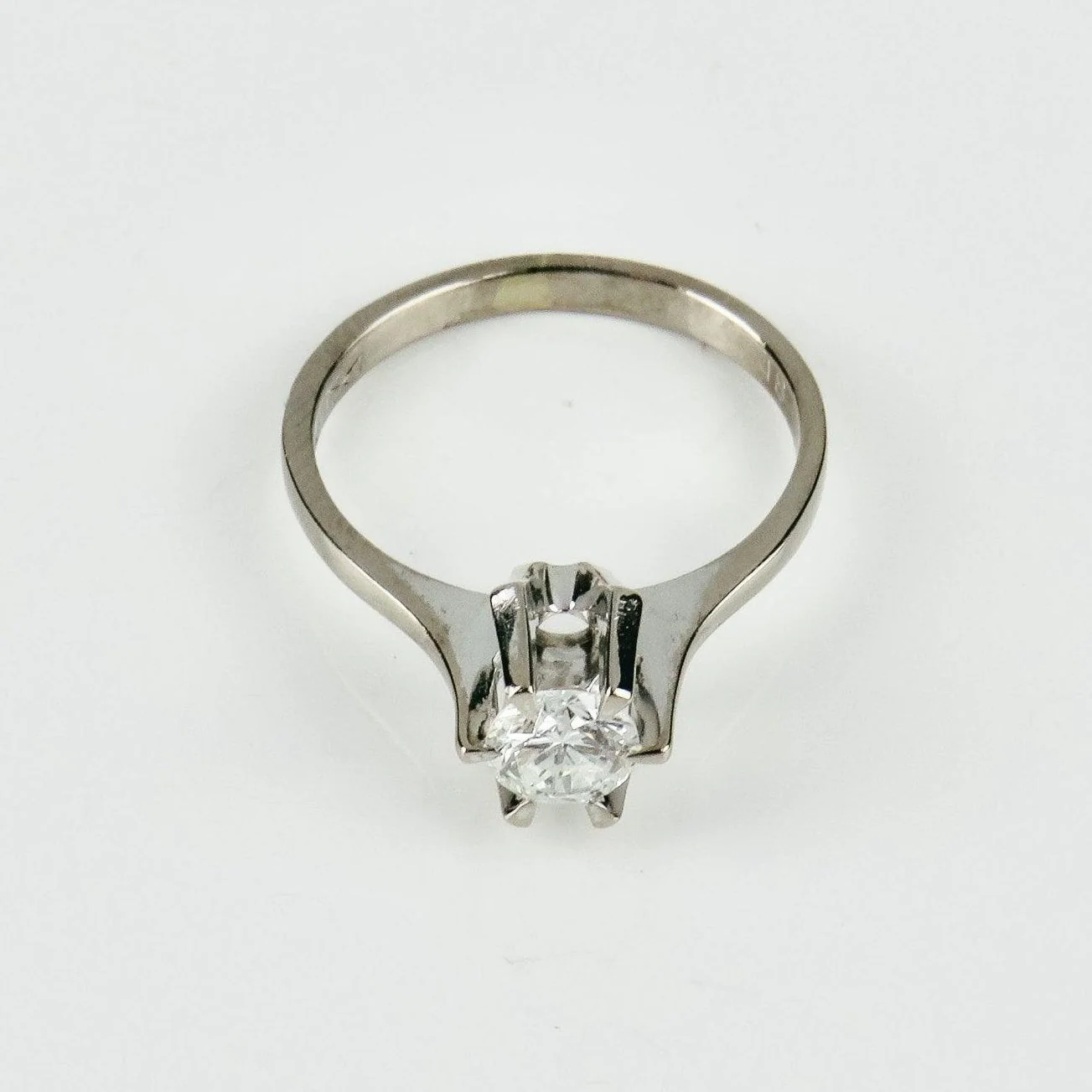 Ring Solitaire - 0.52 ct brilliant cut in 18-carat white gold  - Image 7