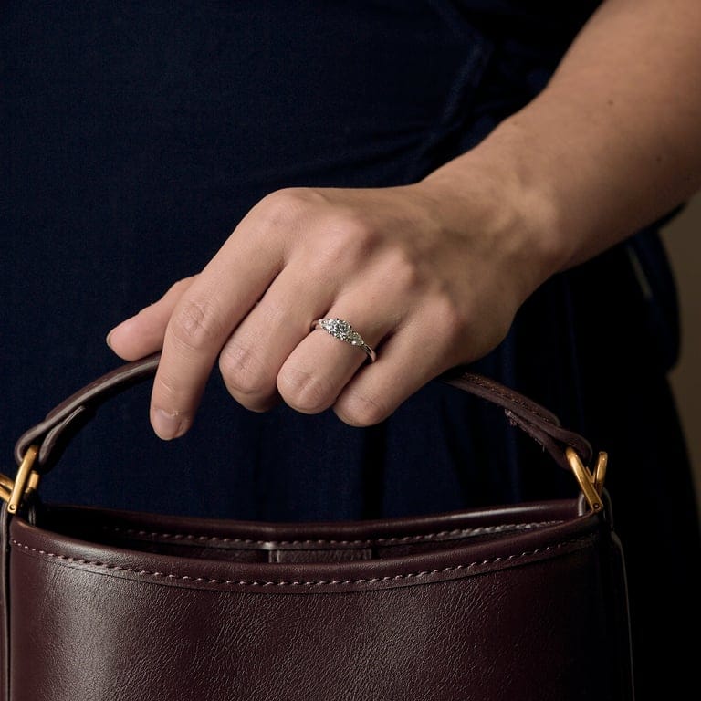 White gold and diamond ring Solitaire  - Image 2