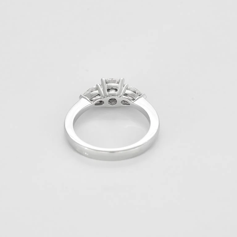 White gold and diamond ring Solitaire  - Image 6