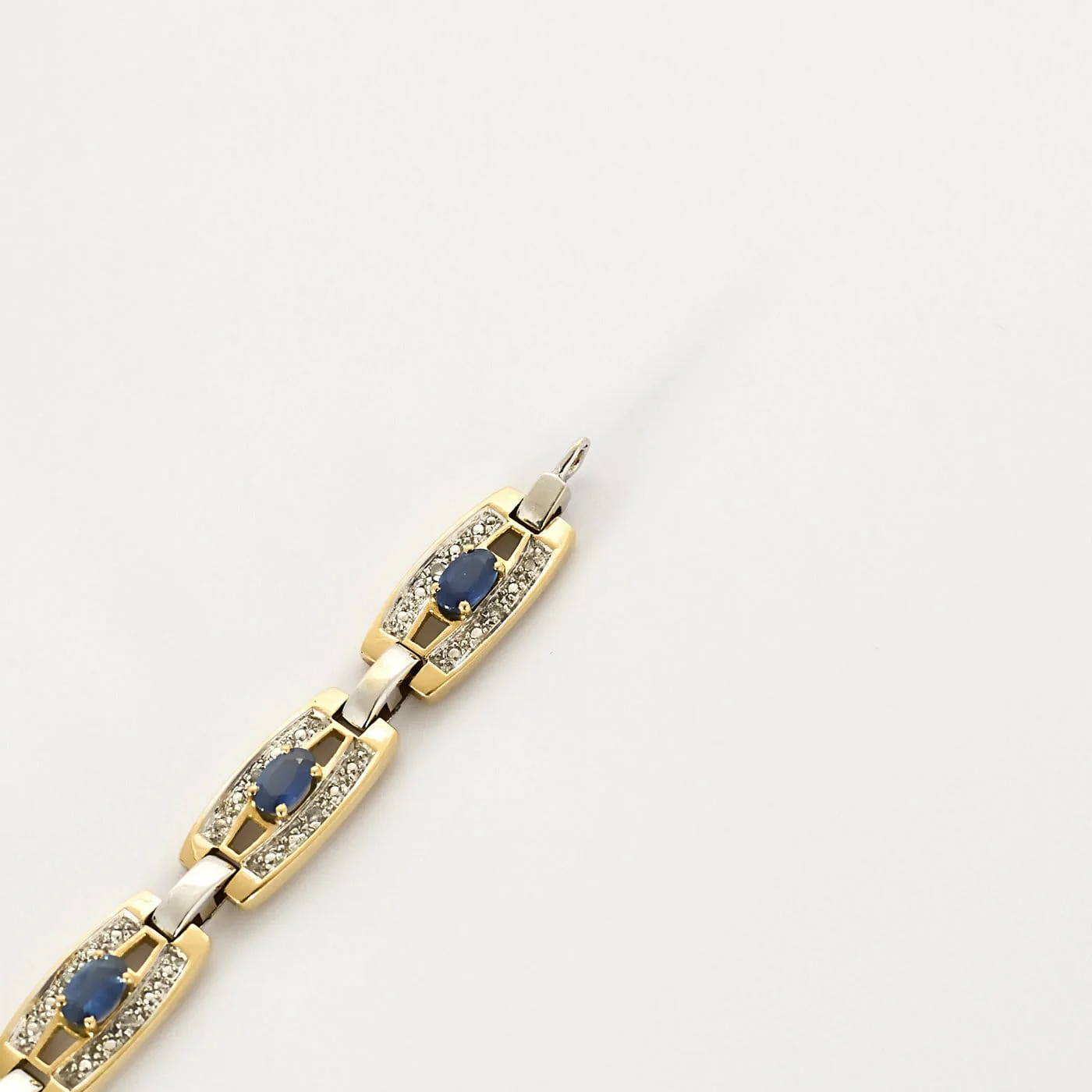Two-tone gold and sapphire bracelet  - Image 6