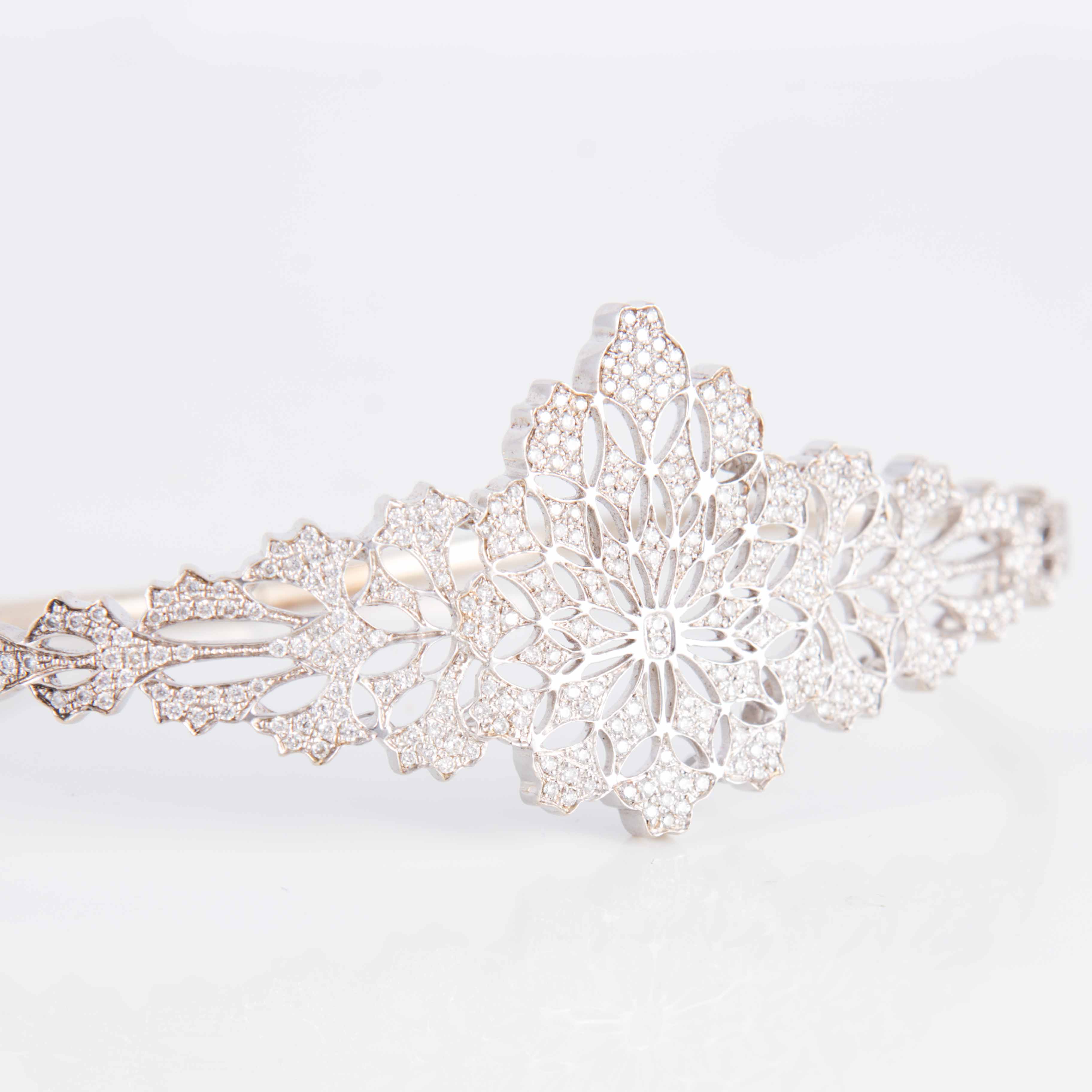 GAYDAMAK Diamond Bracelet - Image 11