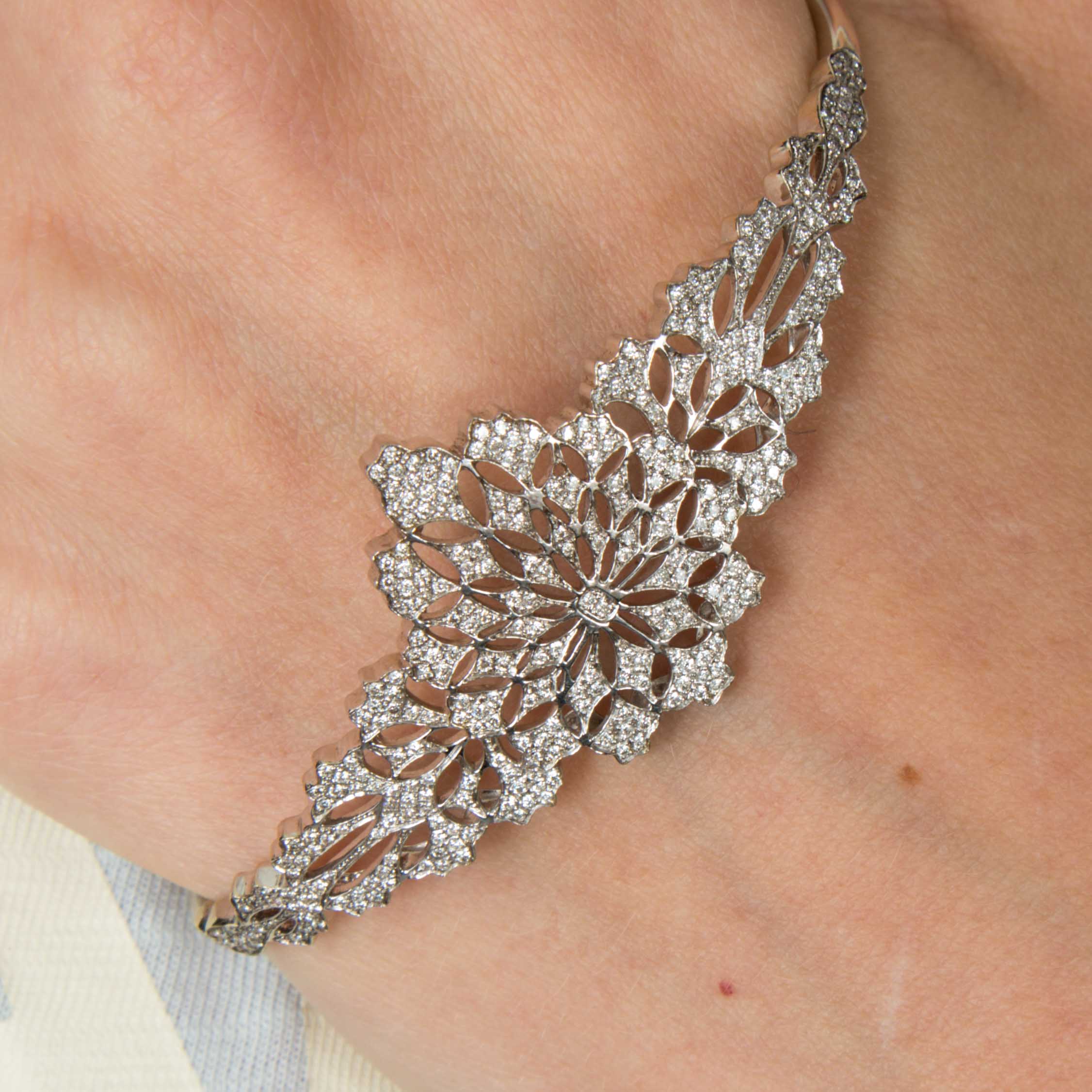 GAYDAMAK Diamond Bracelet - Image 3