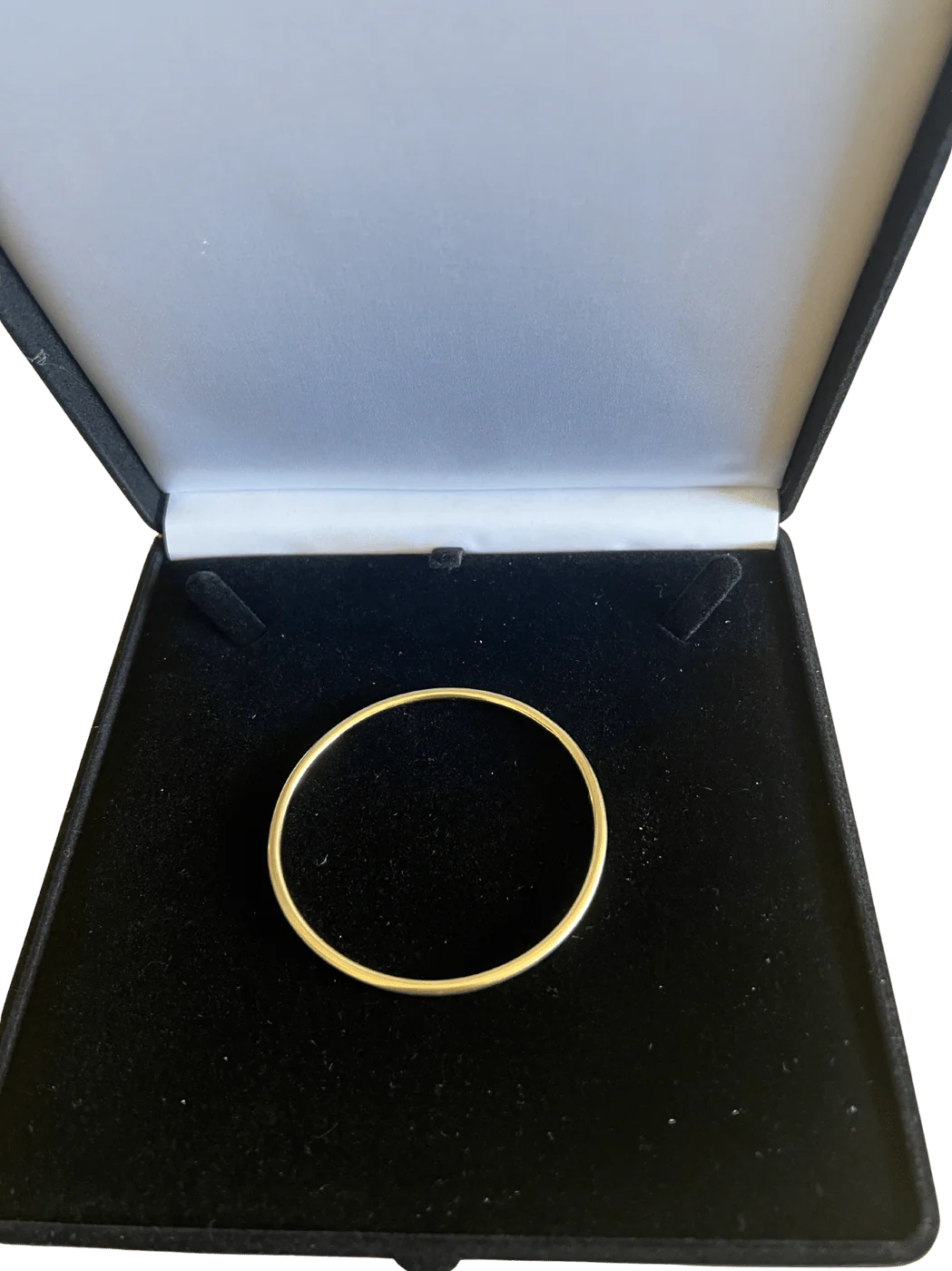 18-carat yellow gold bangle bracelet  - Image 3