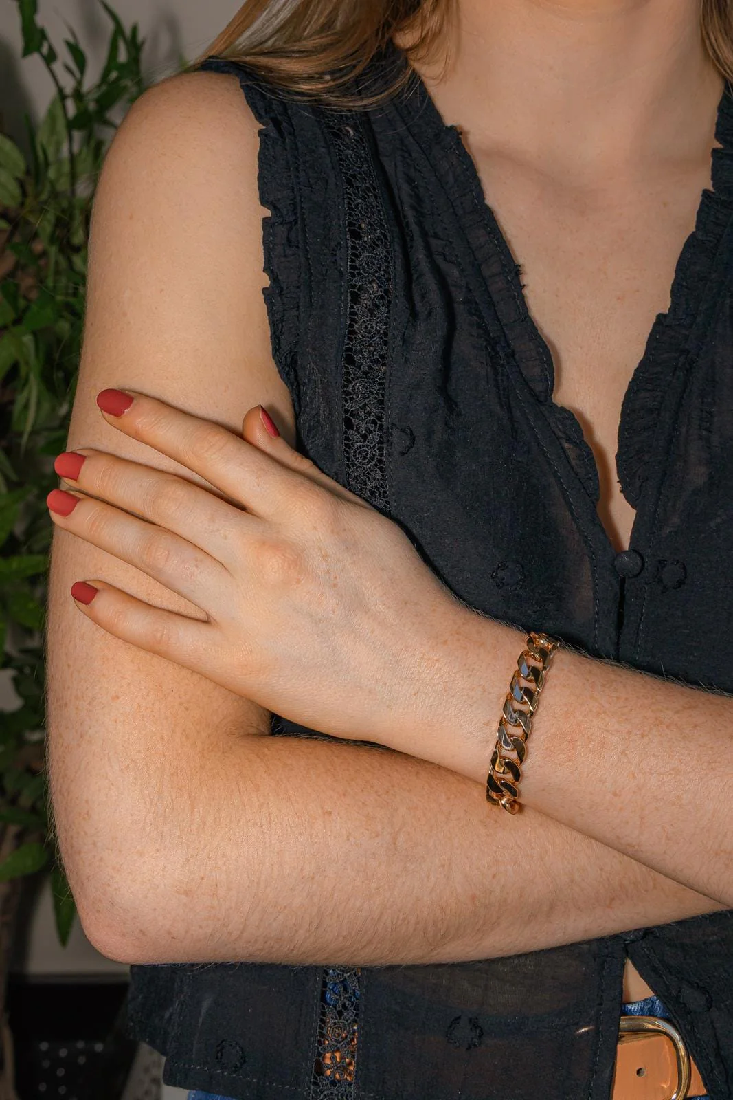 Rose gold curb chain bracelet  - Image 2