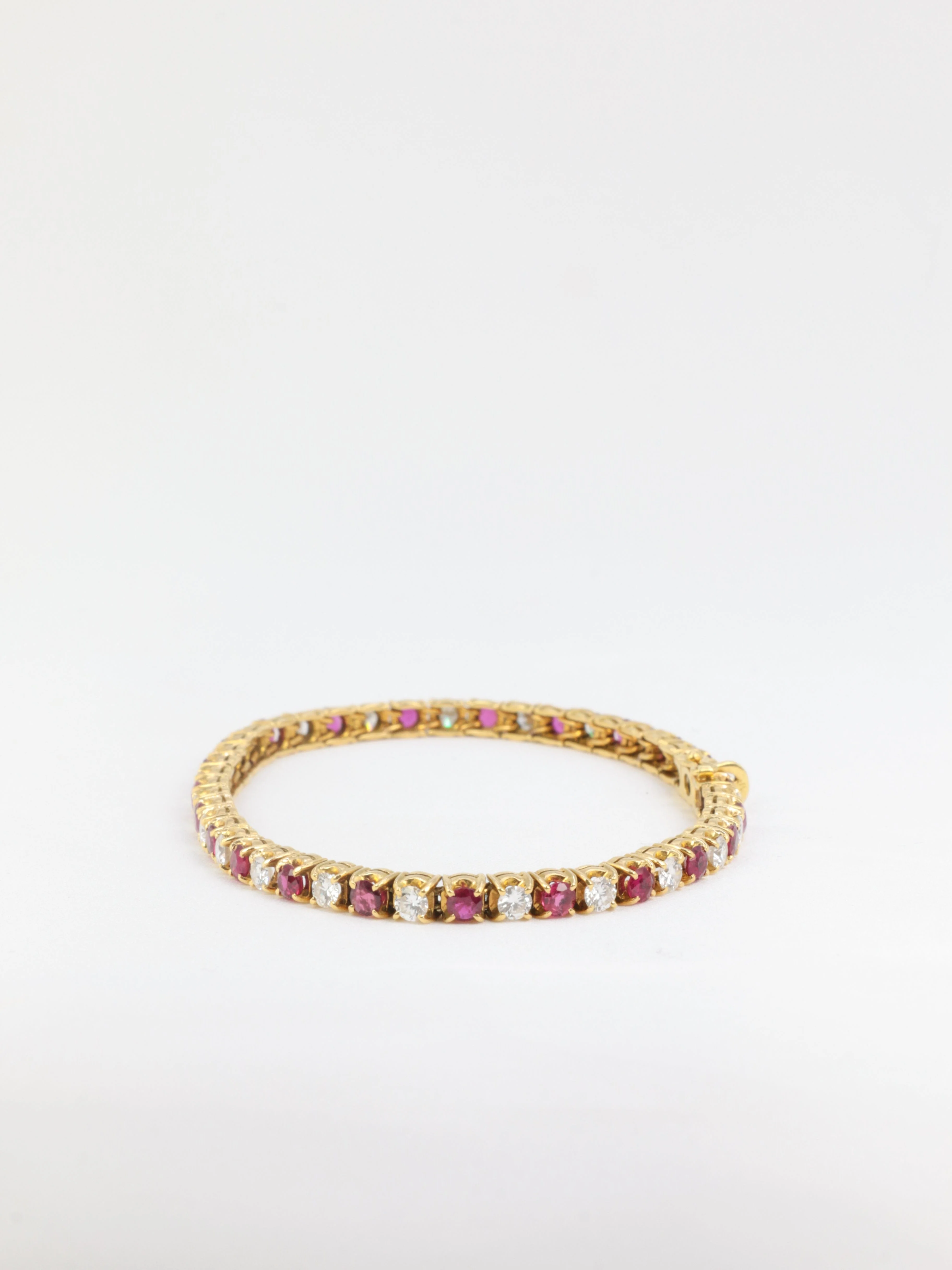 Vintage tennis bracelet in gold, rubies and diamonds - Image 6