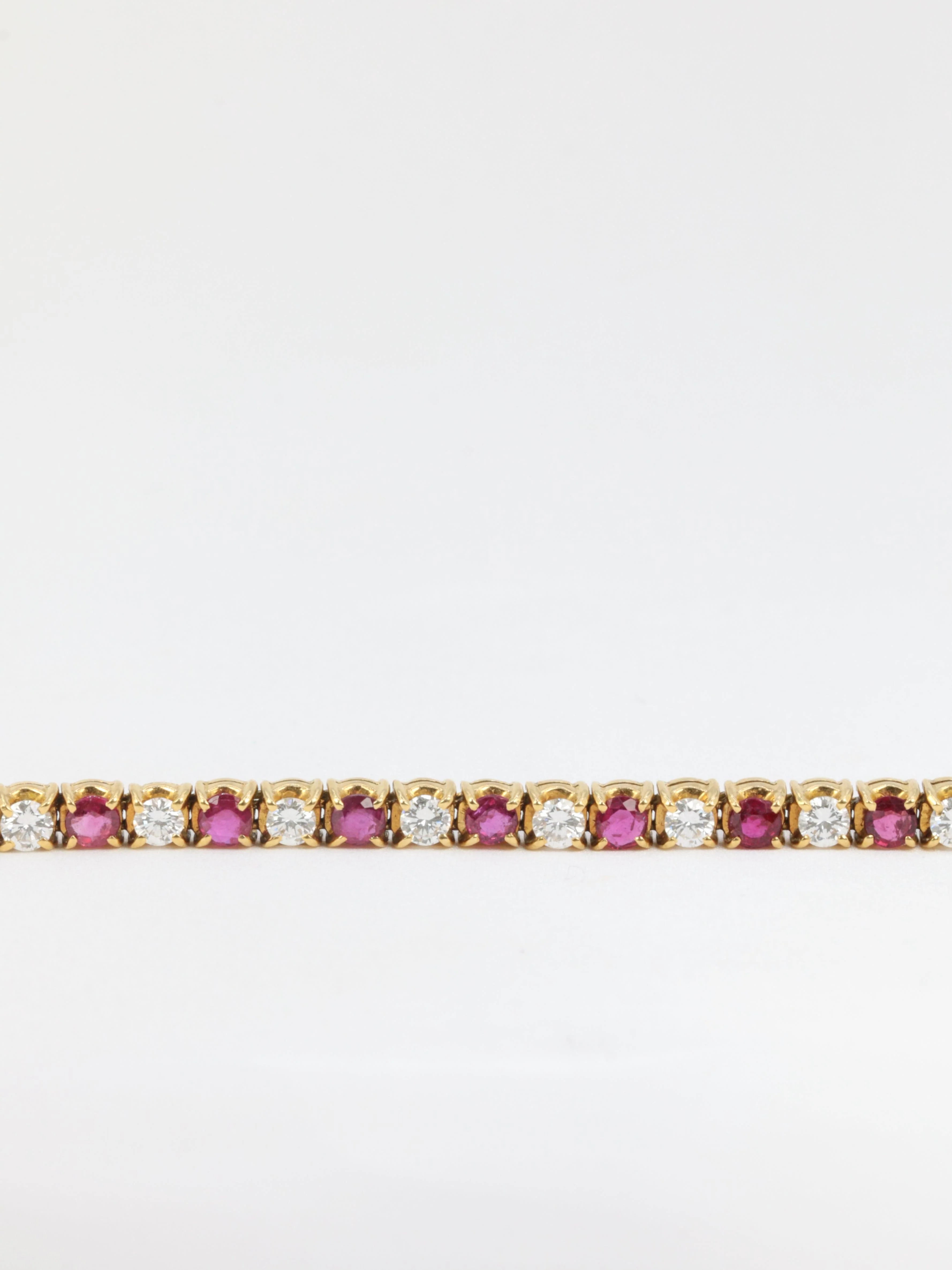 Vintage tennis bracelet in gold, rubies and diamonds - Image 8