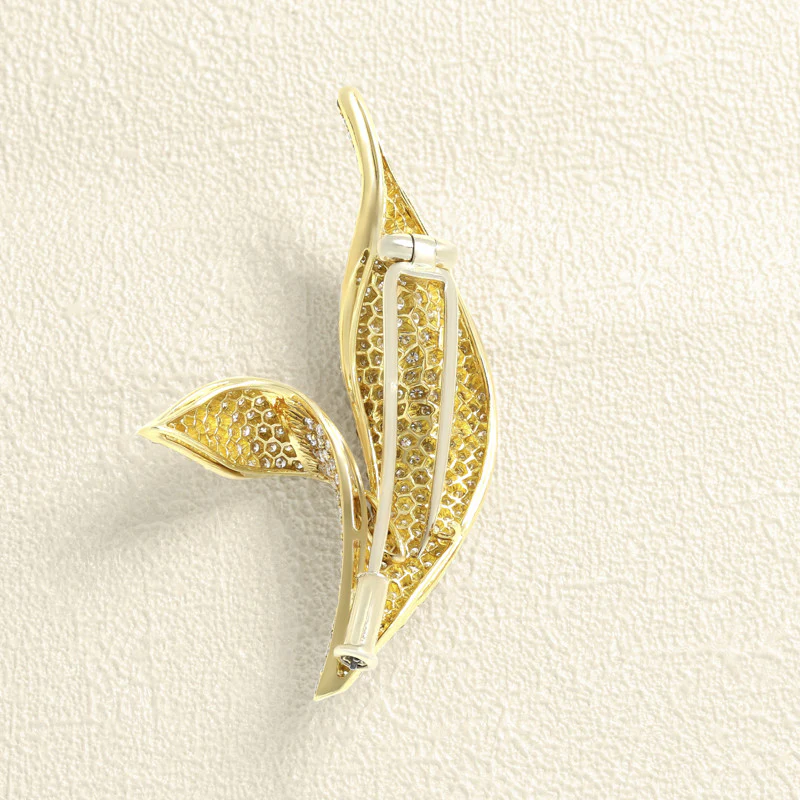 Yellow Gold and Diamond Wheat Sheaf Brooch  - Image 2